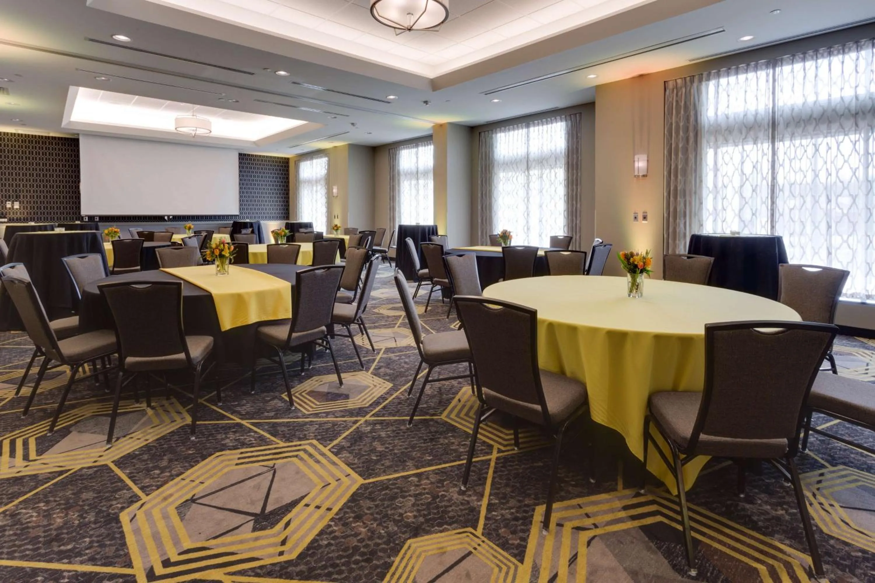 On site in Drury Inn & Suites Pittsburgh Airport Settlers Ridge