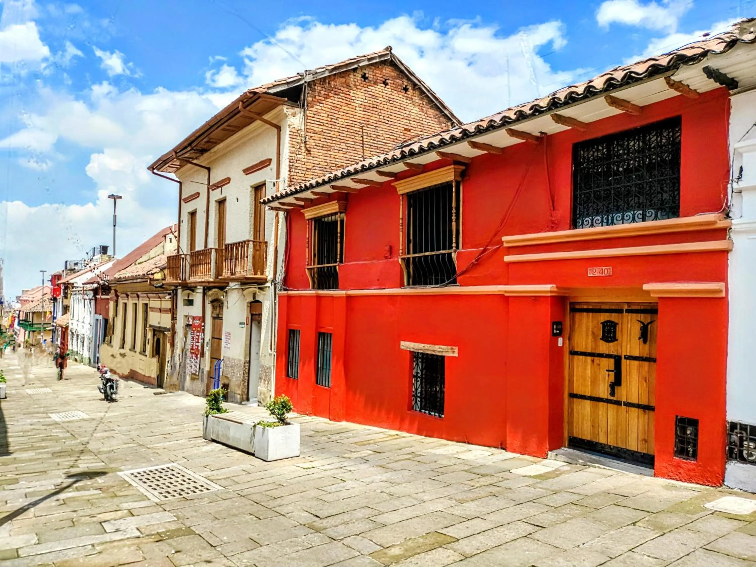 Facade/entrance in Apartaestudios La Candelaria