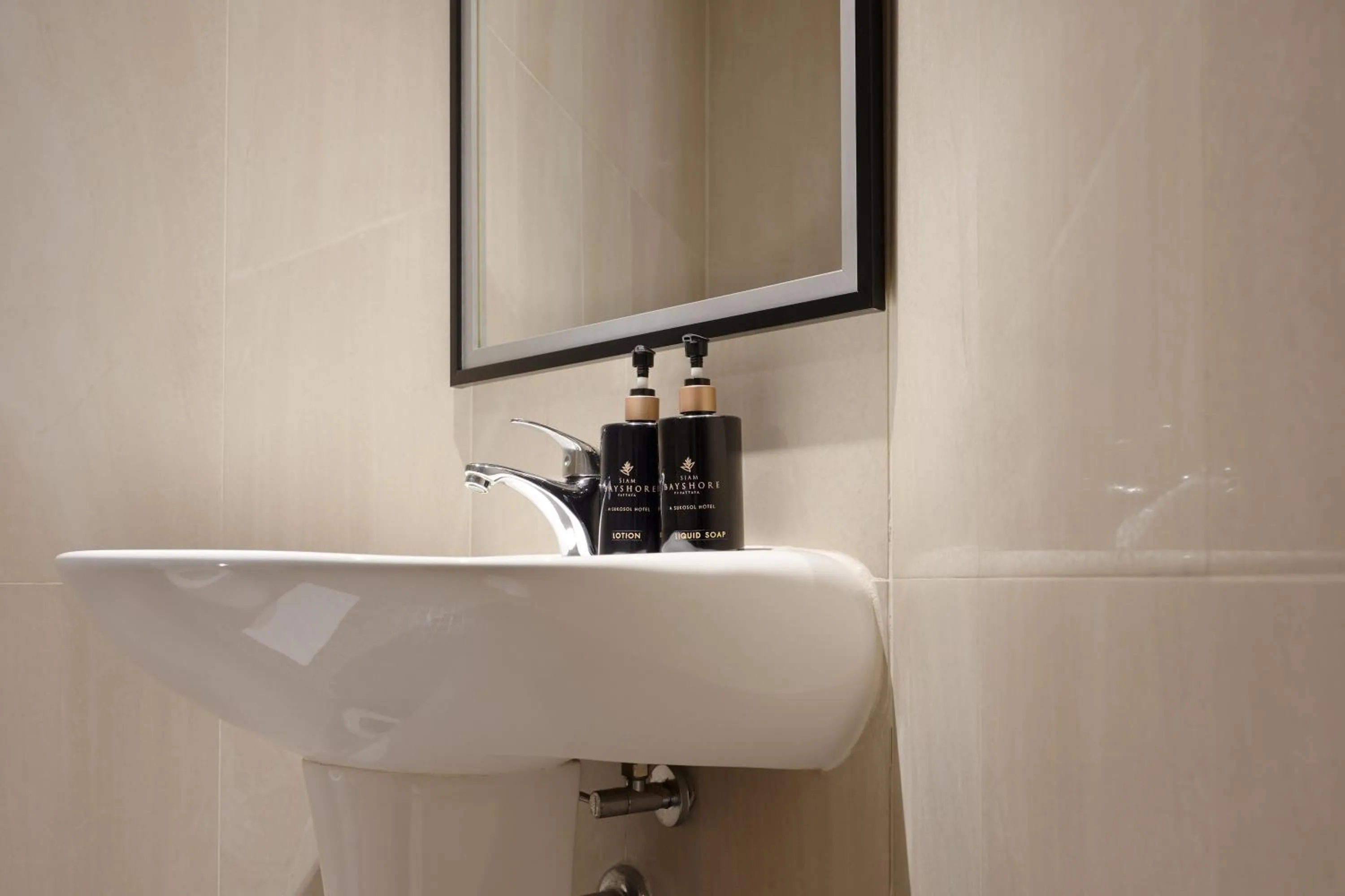 Toilet in Siam Bayshore Resort Pattaya