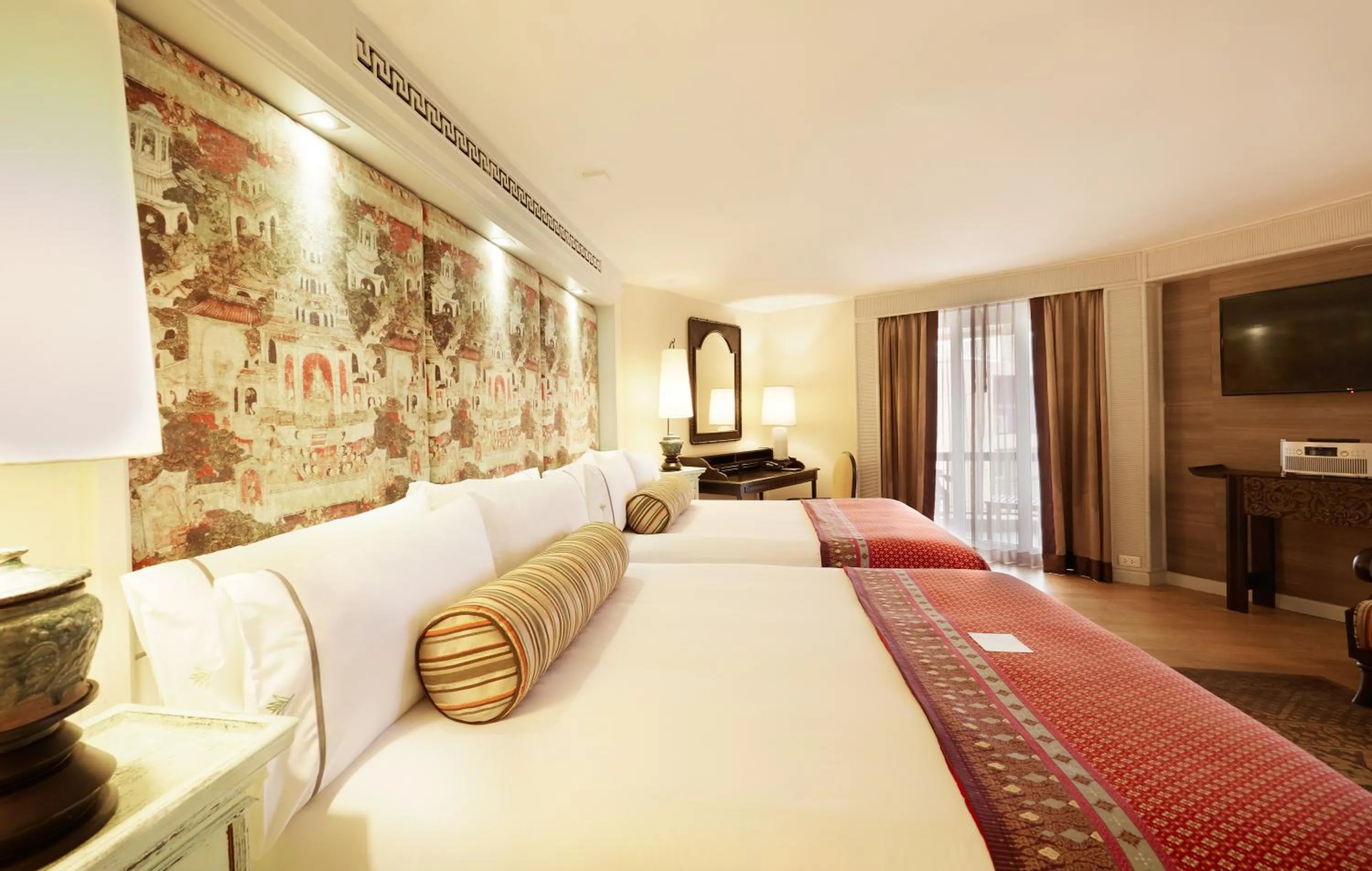 Bed in Siam Bayshore Resort Pattaya