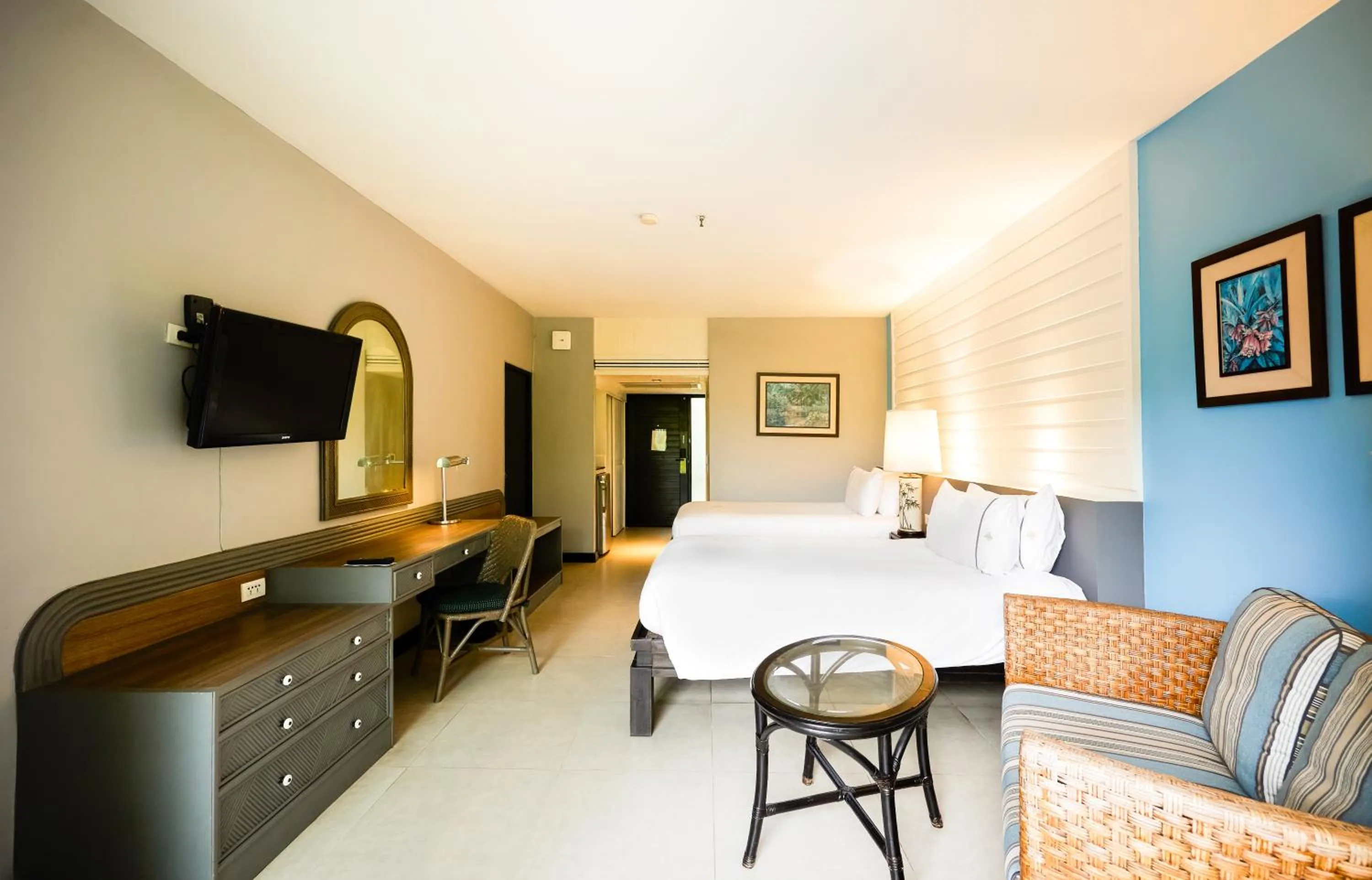 Bed in Siam Bayshore Resort Pattaya