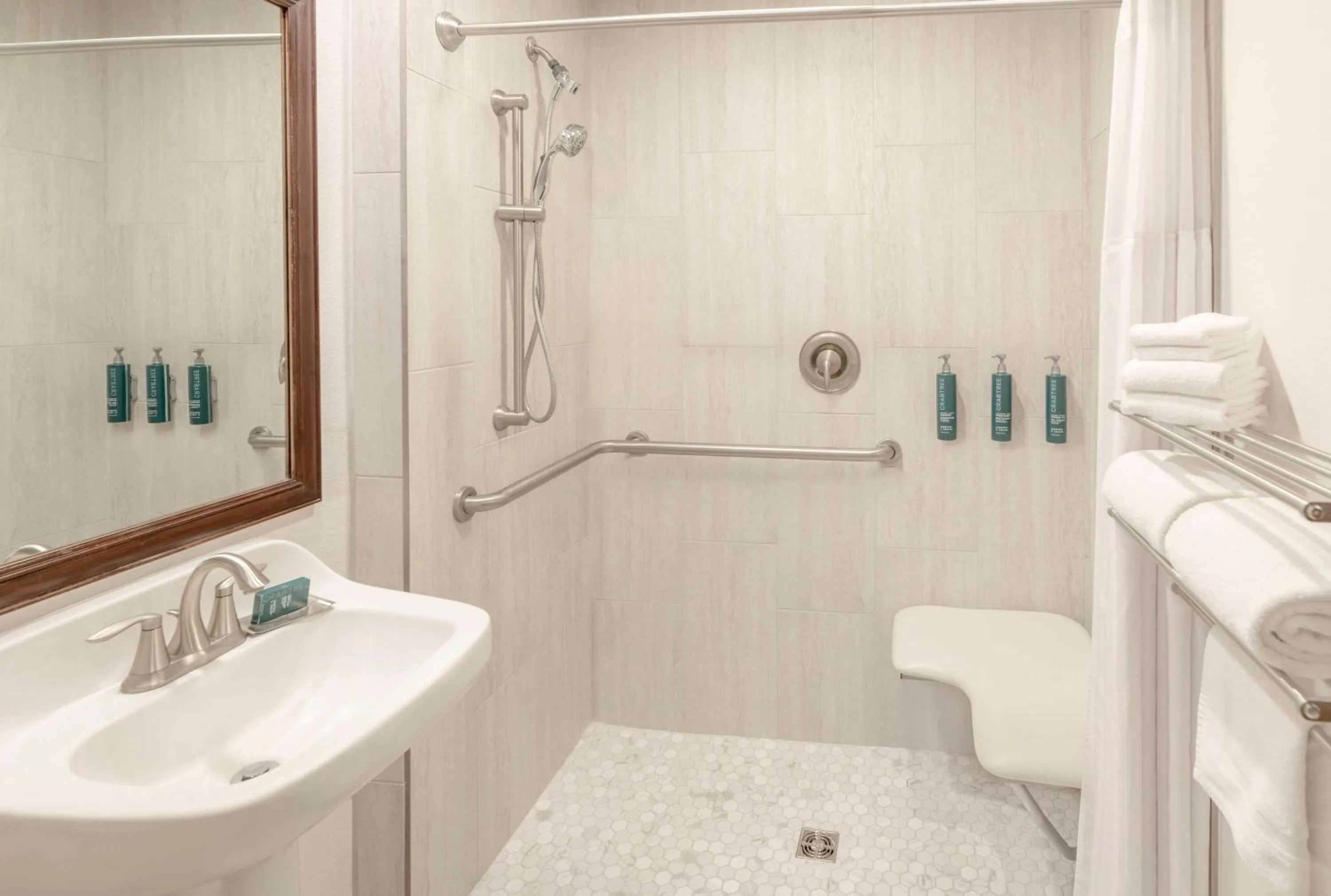 Bathroom in DoubleTree by Hilton Phoenix-Gilbert