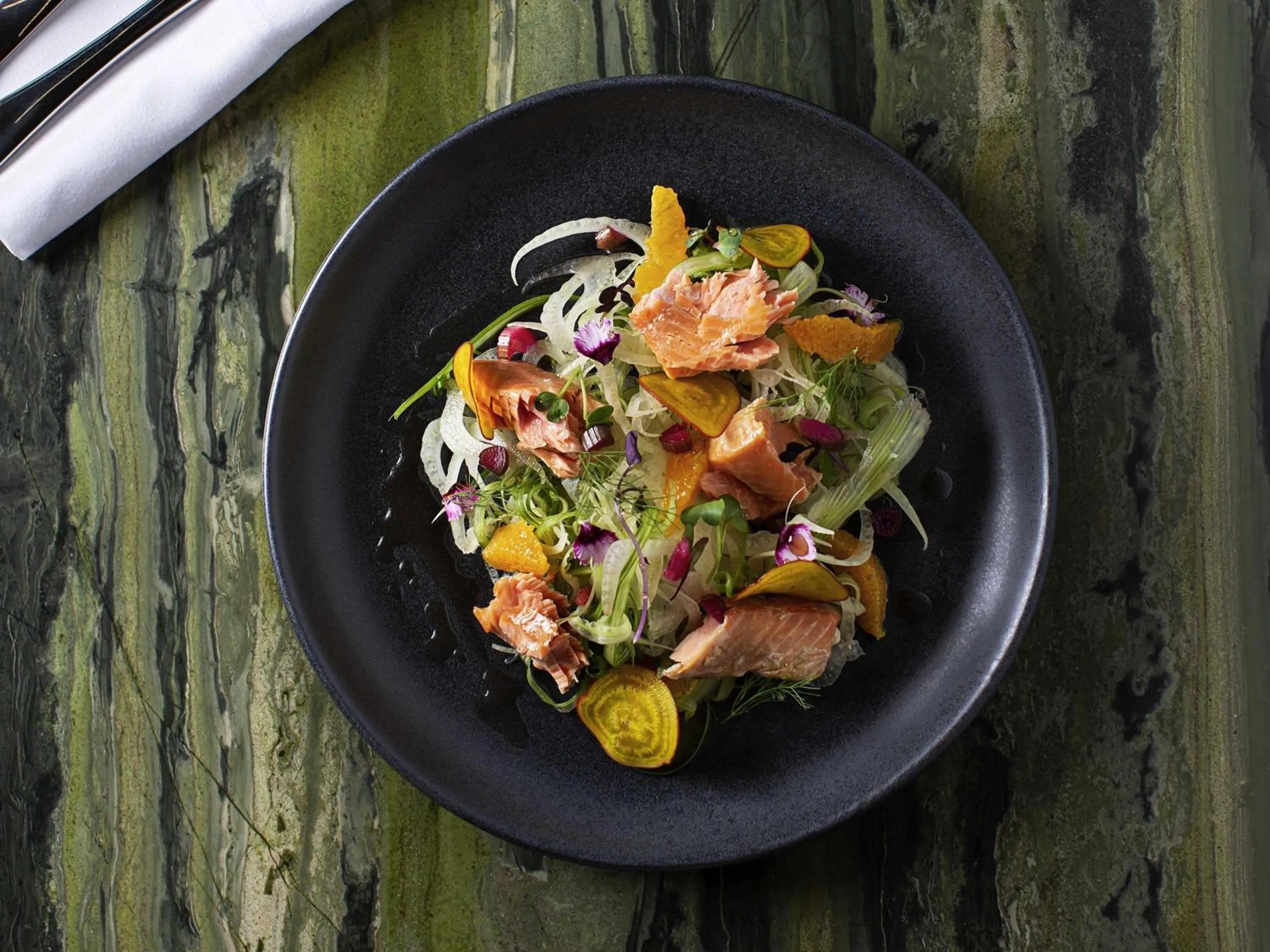 Restaurant/places to eat in Novotel Auckland Airport