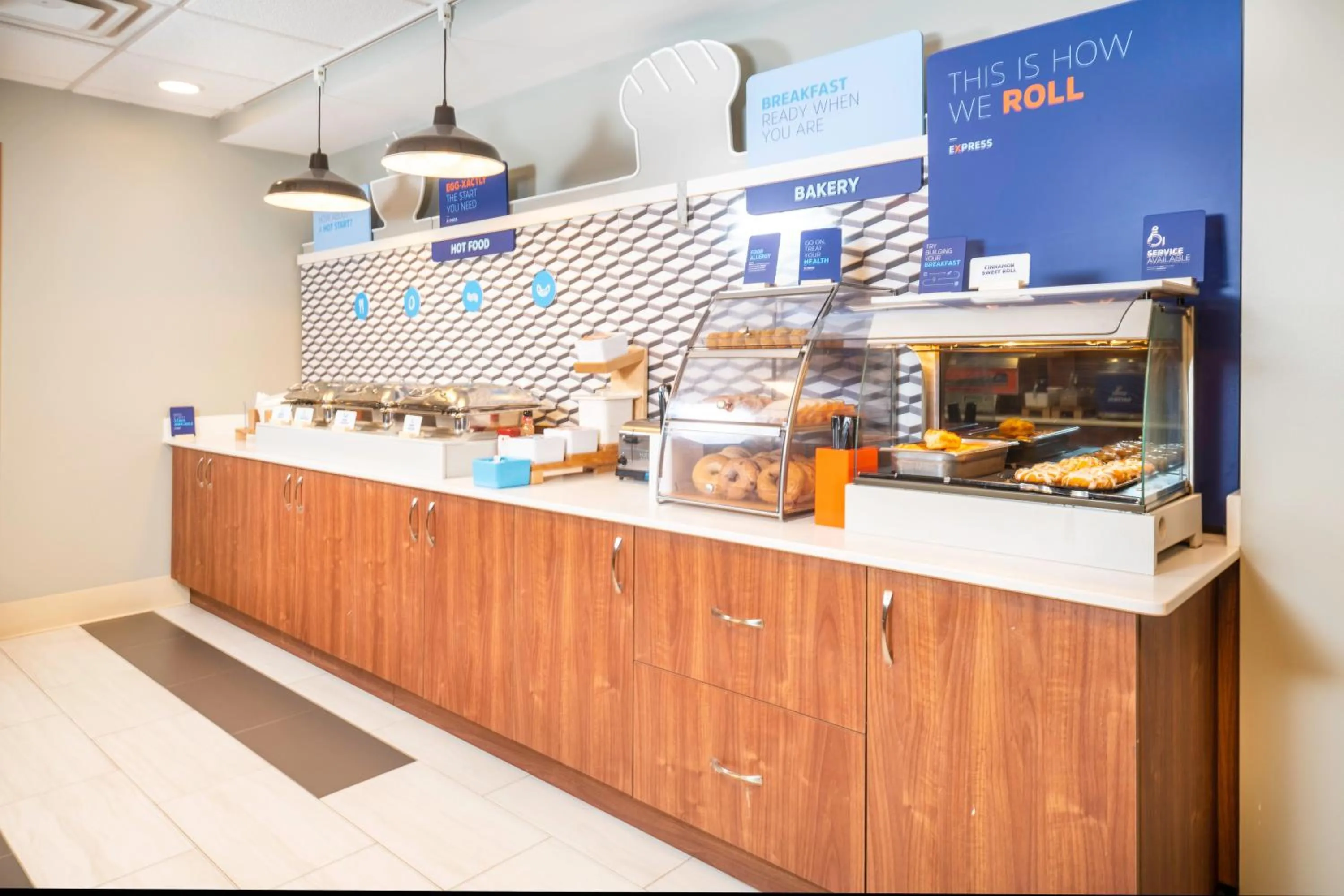 Breakfast in Holiday Inn Express Rochelle by IHG