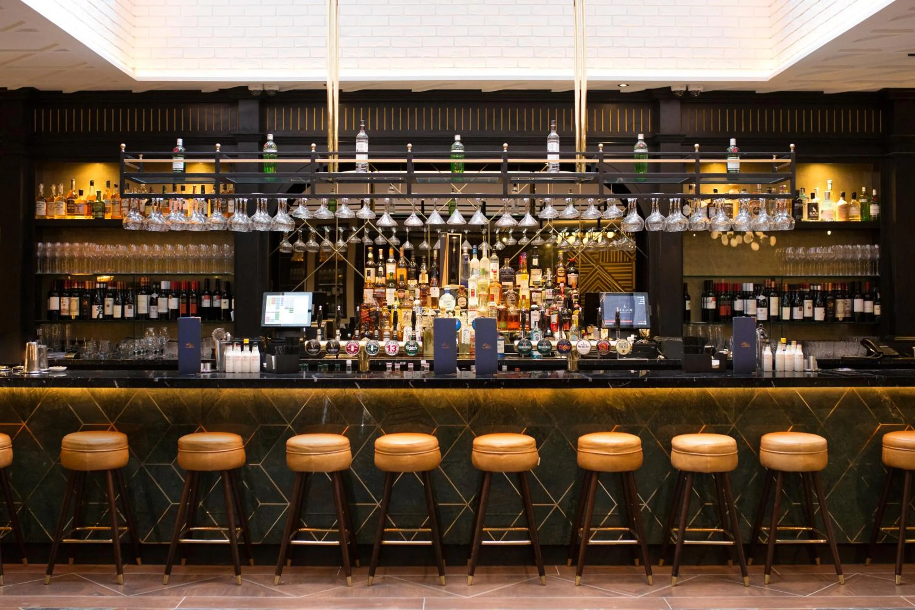 Lounge or bar in Iveagh Garden Hotel