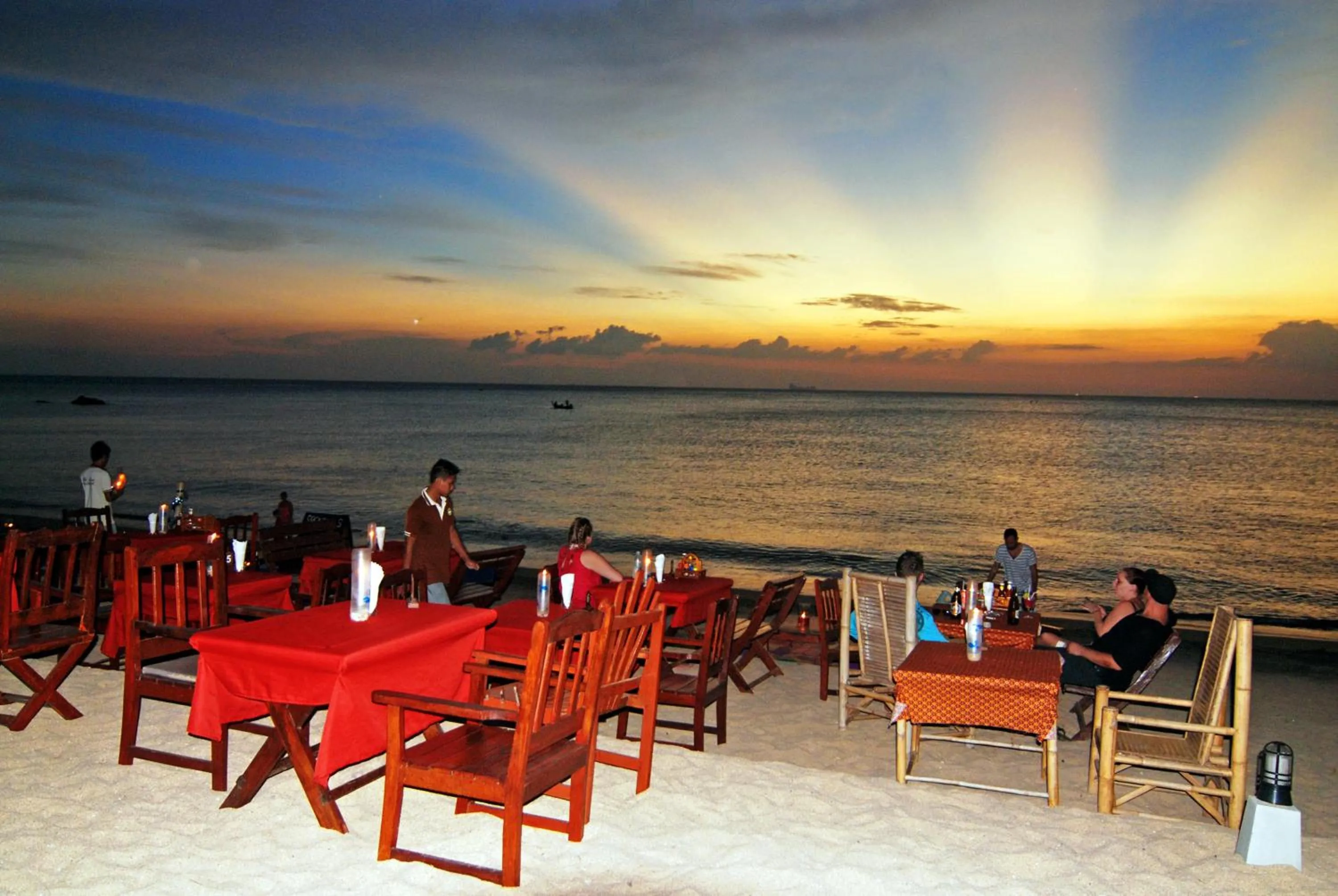 Restaurant/places to eat in Nature Beach Resort, Koh Lanta