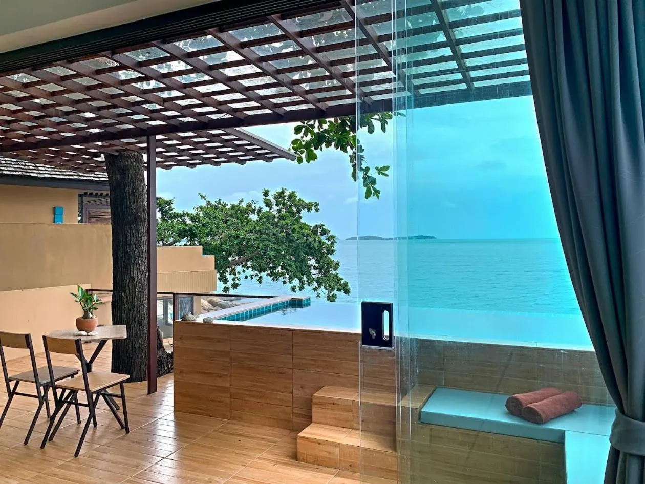 Pool view in Baan Hin Sai Resort & Spa