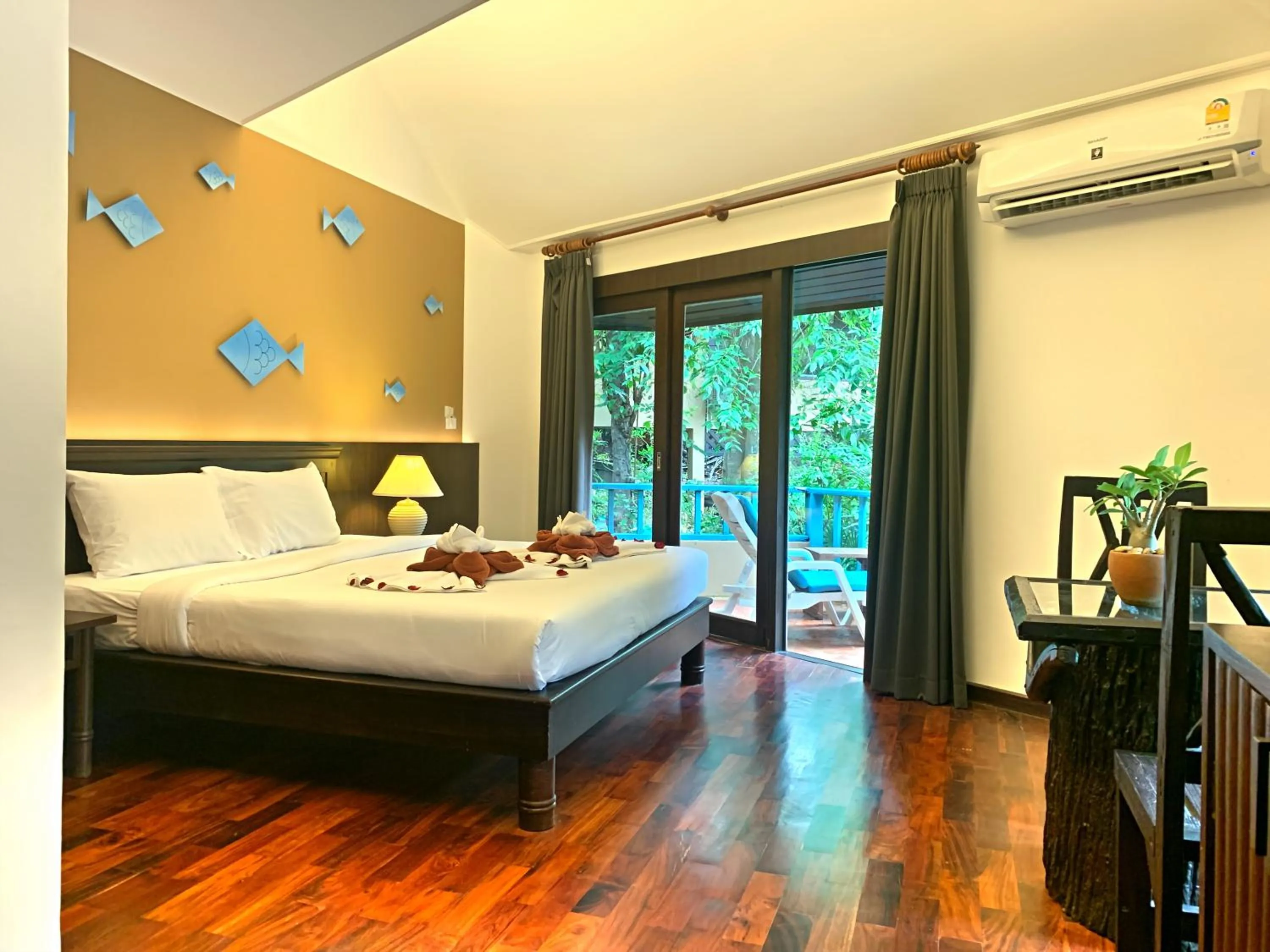 Bed in Baan Hin Sai Resort & Spa