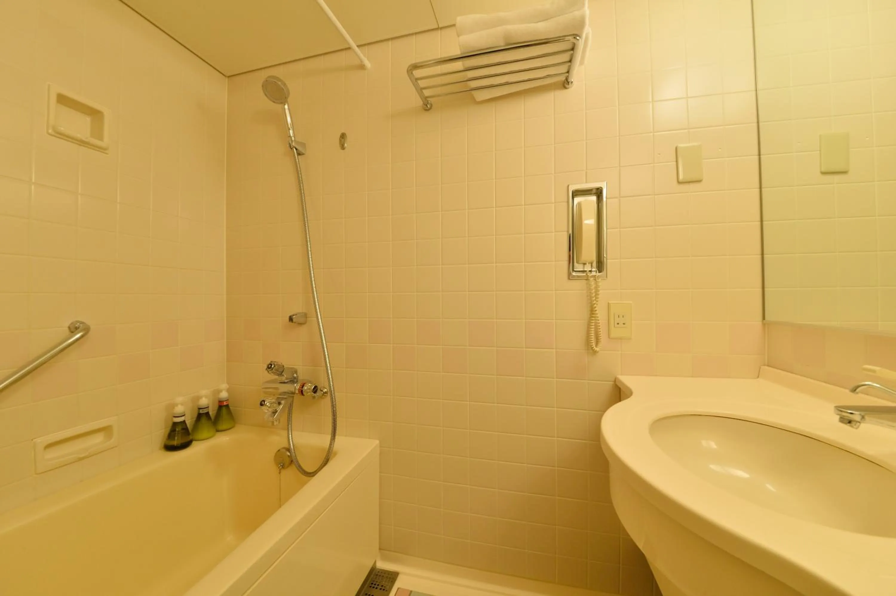 Bathroom in Hakodate Kokusai Hotel