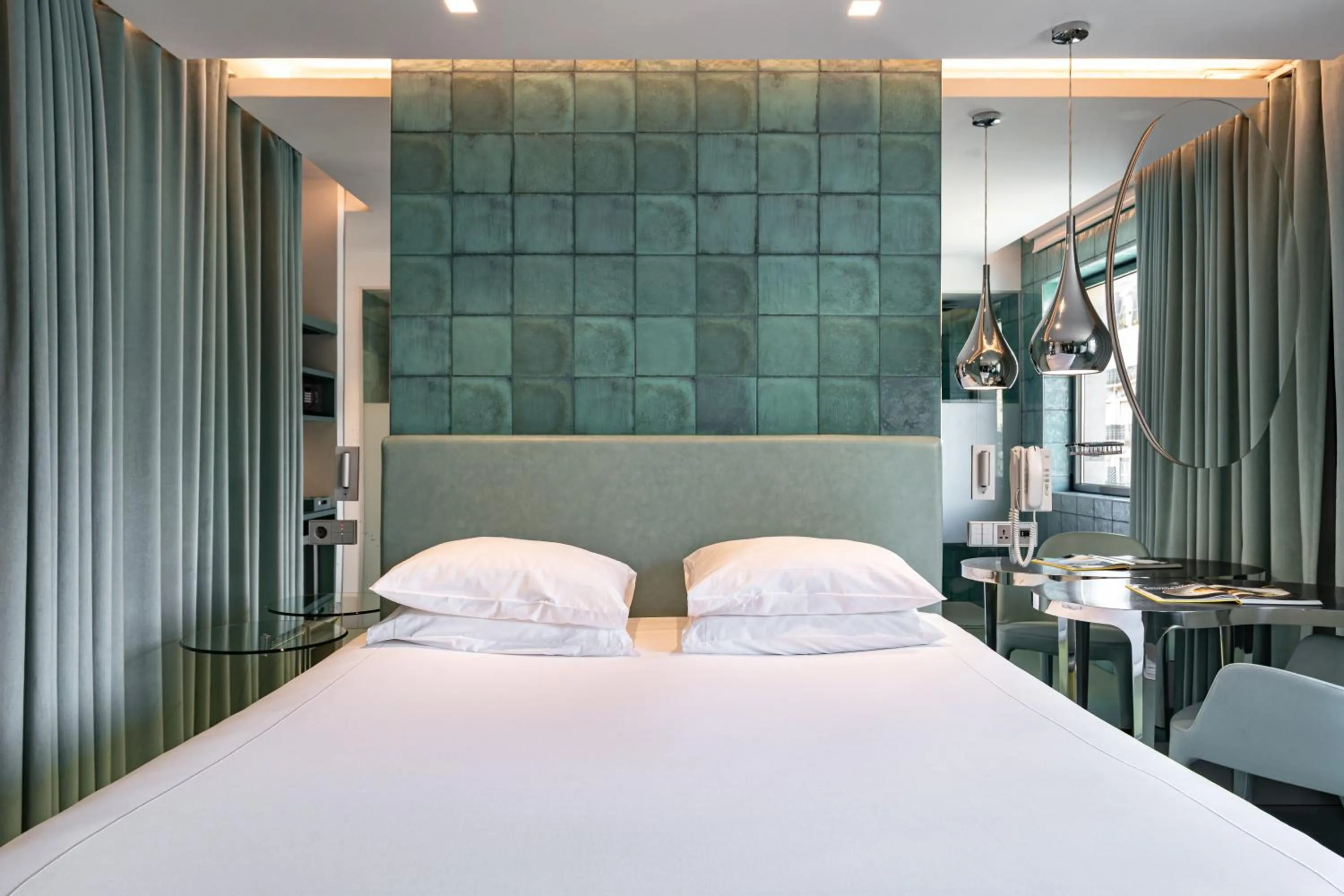 Bed in WC by The Beautique Hotels