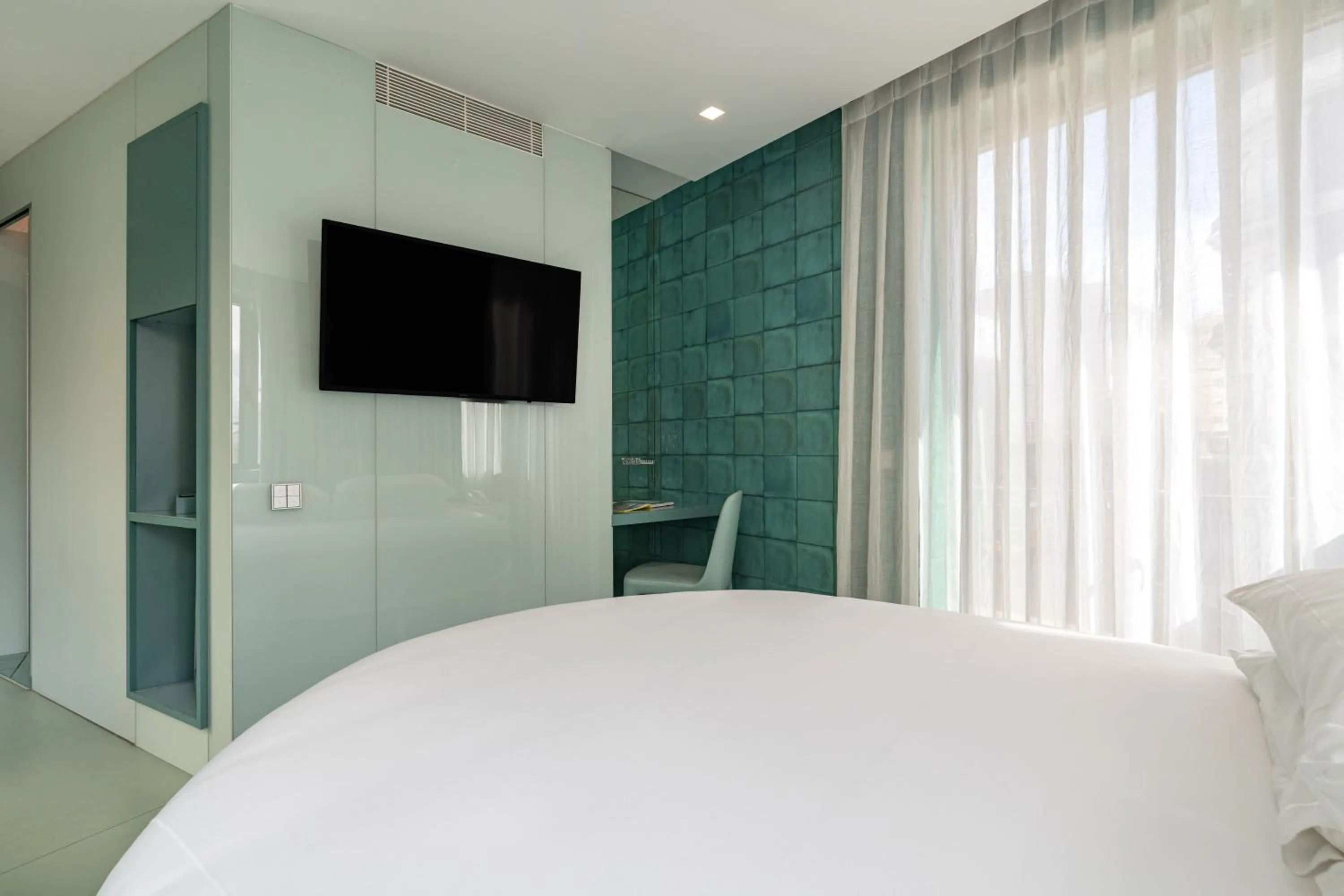 Bed in WC by The Beautique Hotels