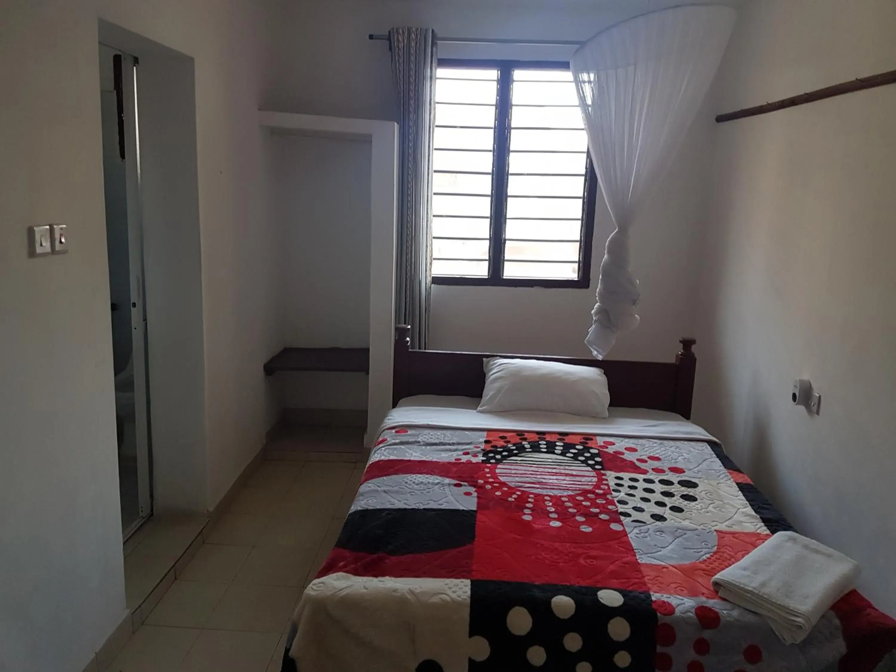 Standard Double Room - single occupancy in Golden Guest House- Miritini Standard Double Room - single occupancy in Golden Guest House- Miritini
