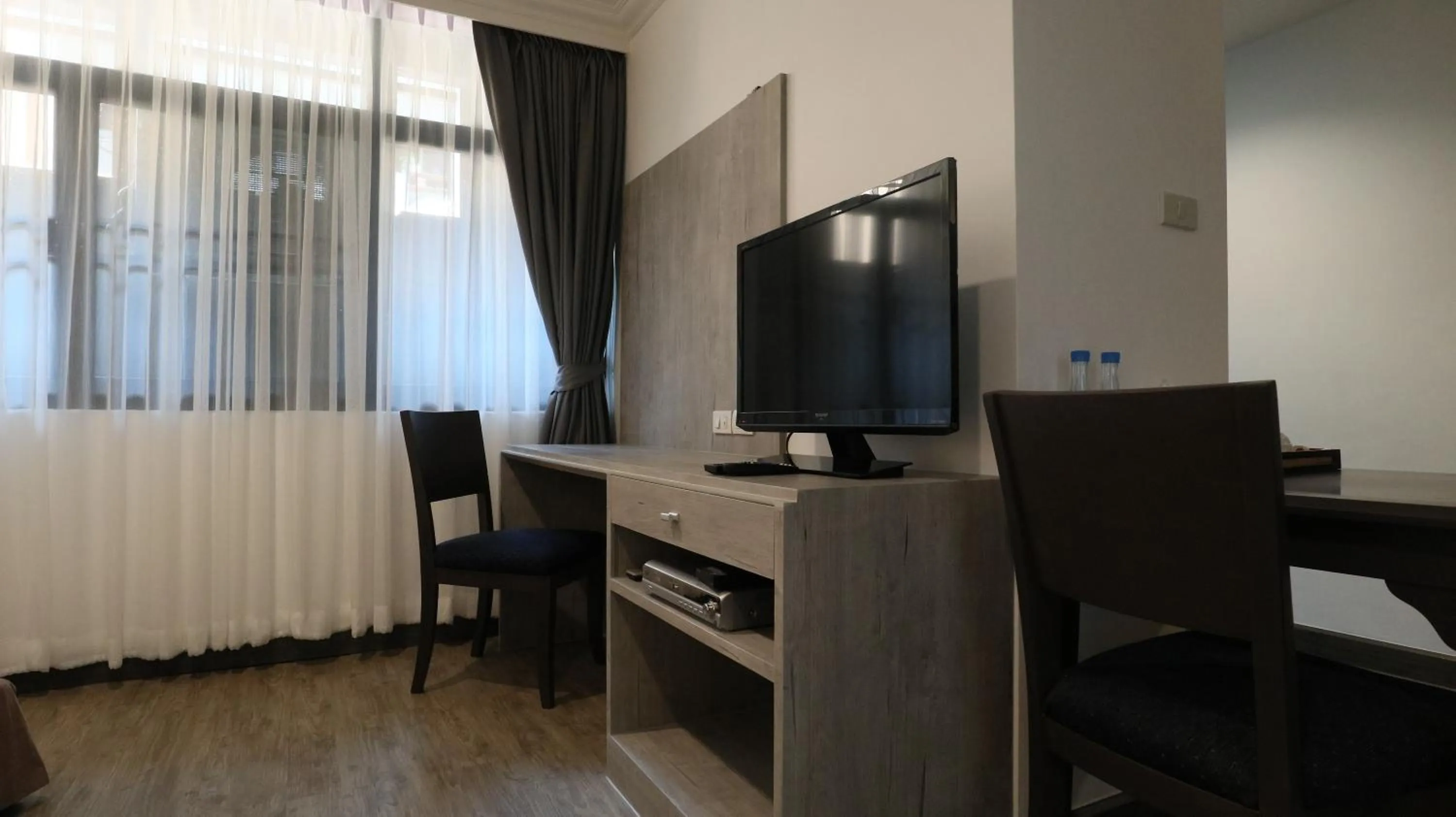 Bedroom in The Key Bangkok Hotel