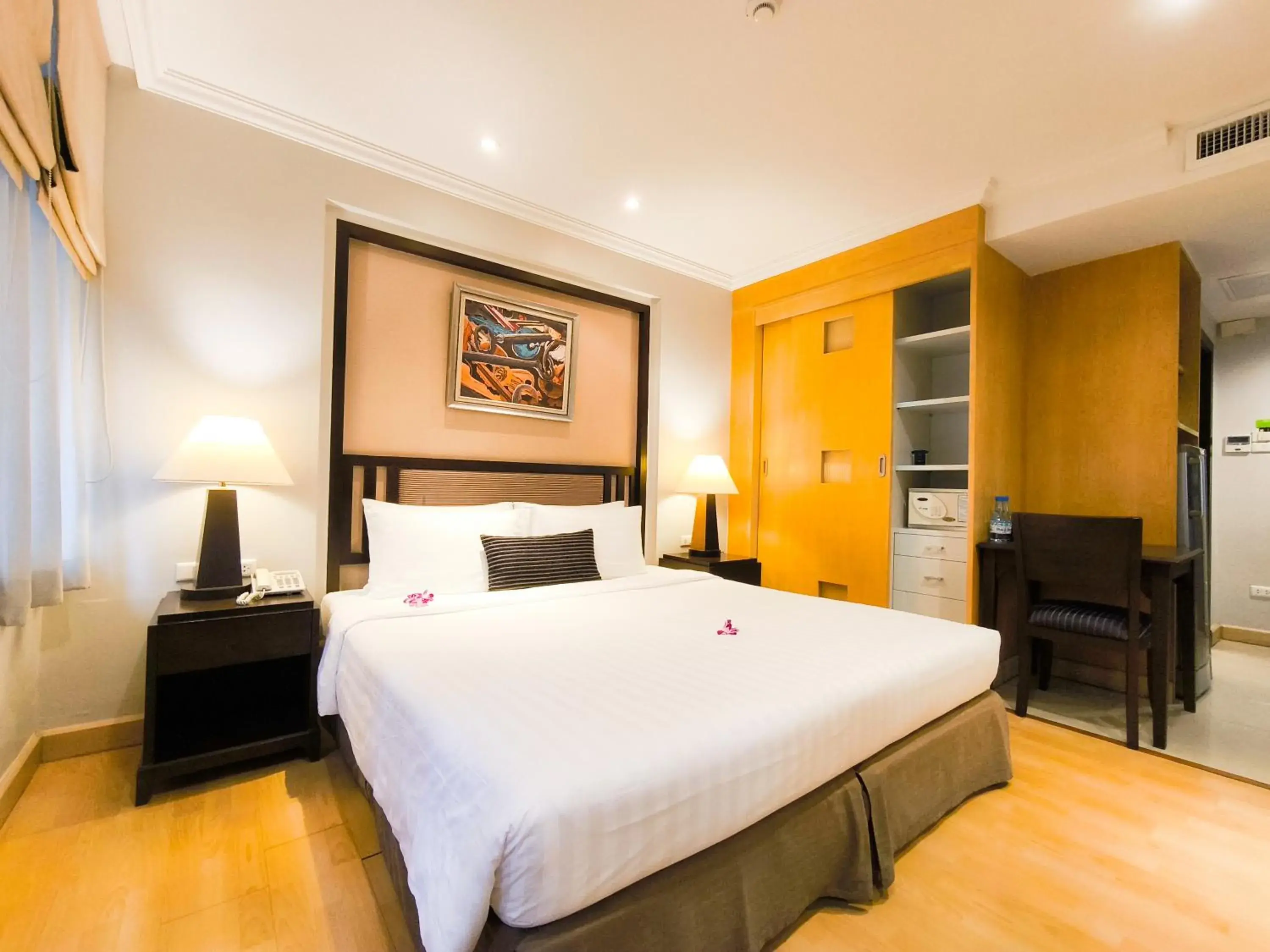 Executive Suite in The Key Bangkok Hotel Executive Suite in The Key Bangkok Hotel