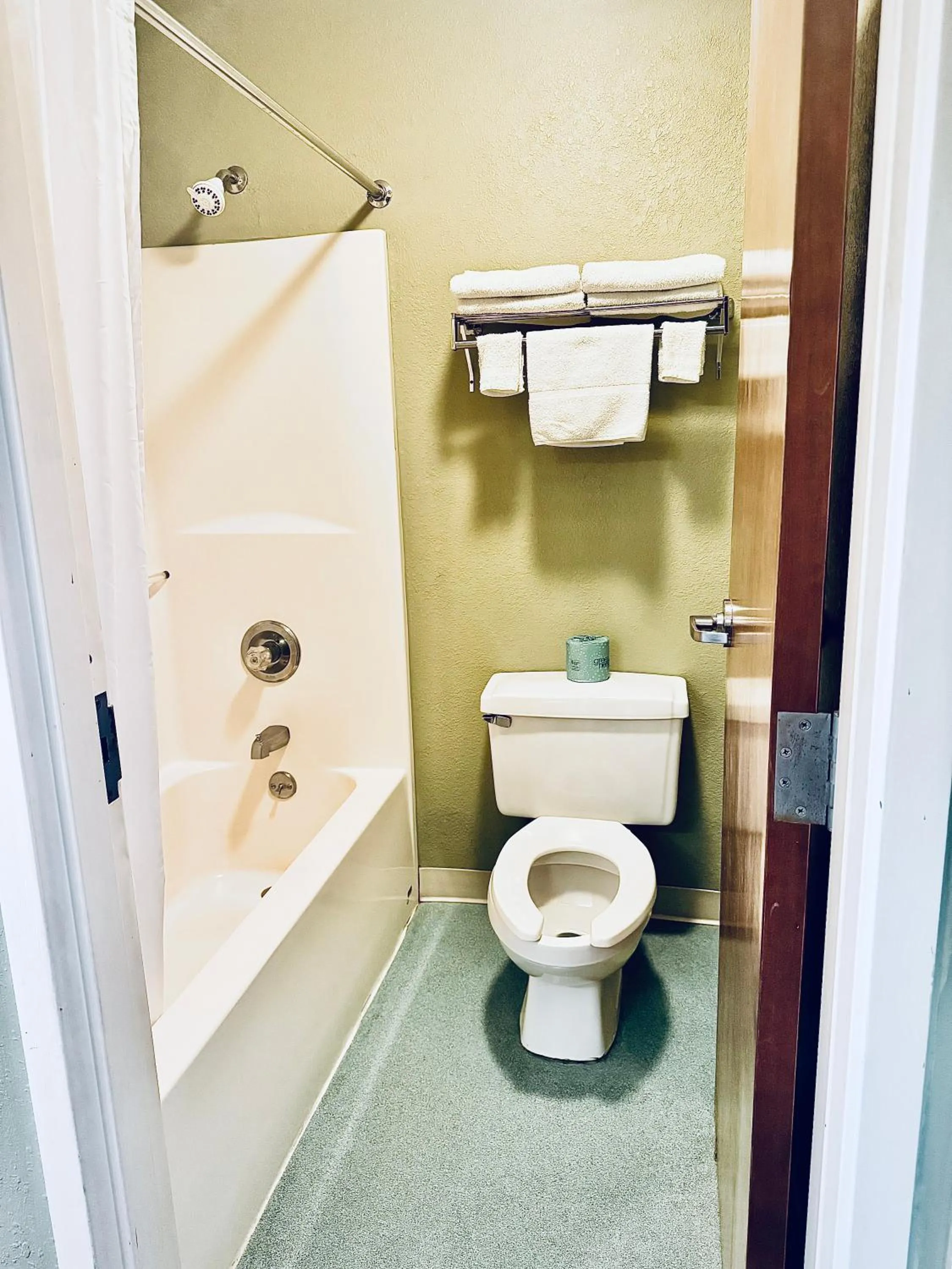 Bathroom in Santa's Lodge