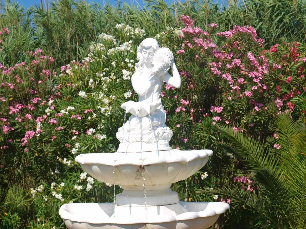 Decorative detail in Villa Rita Apartments A