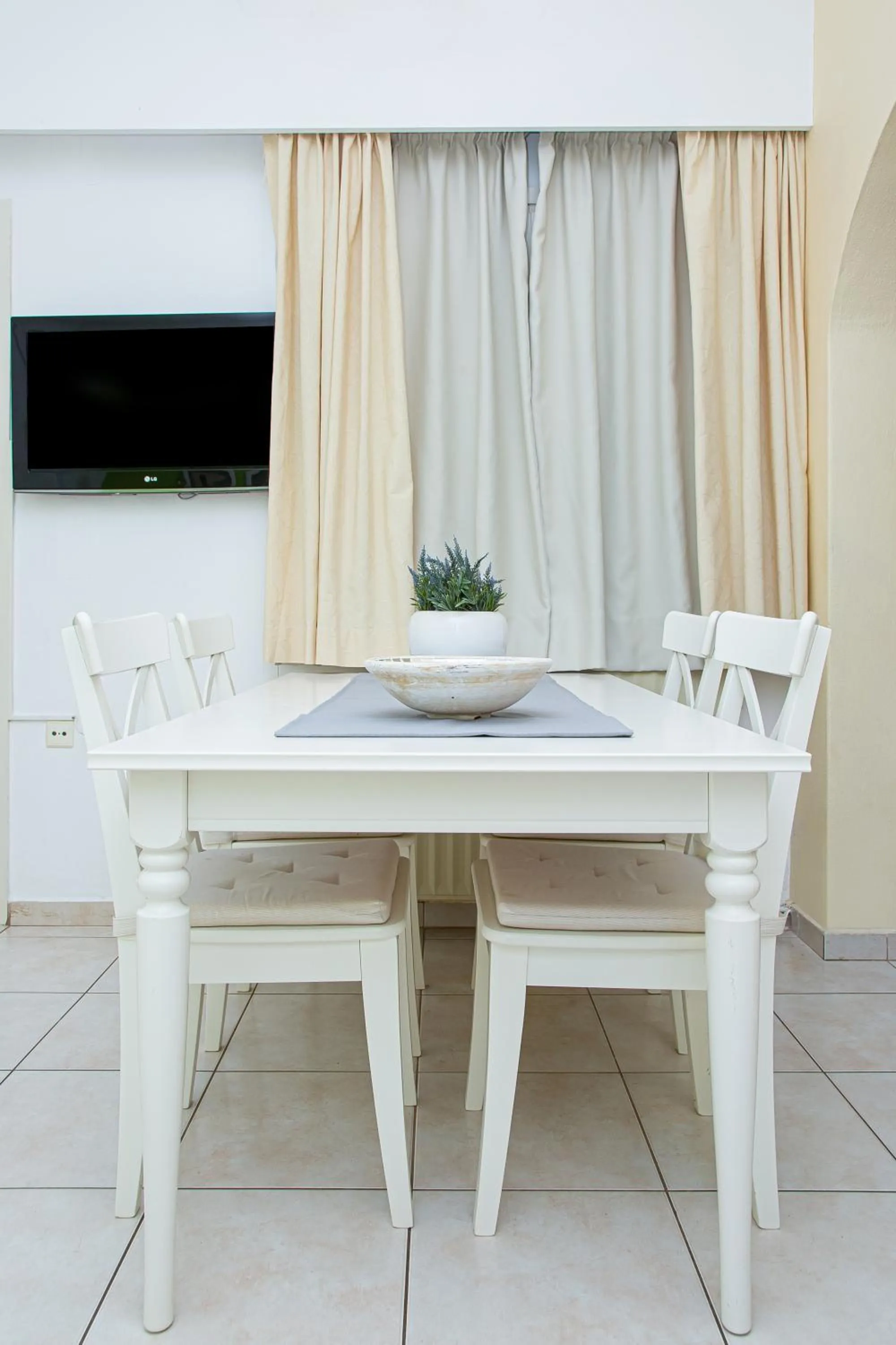 Dining area in Villa Mare Monte ApartHotel