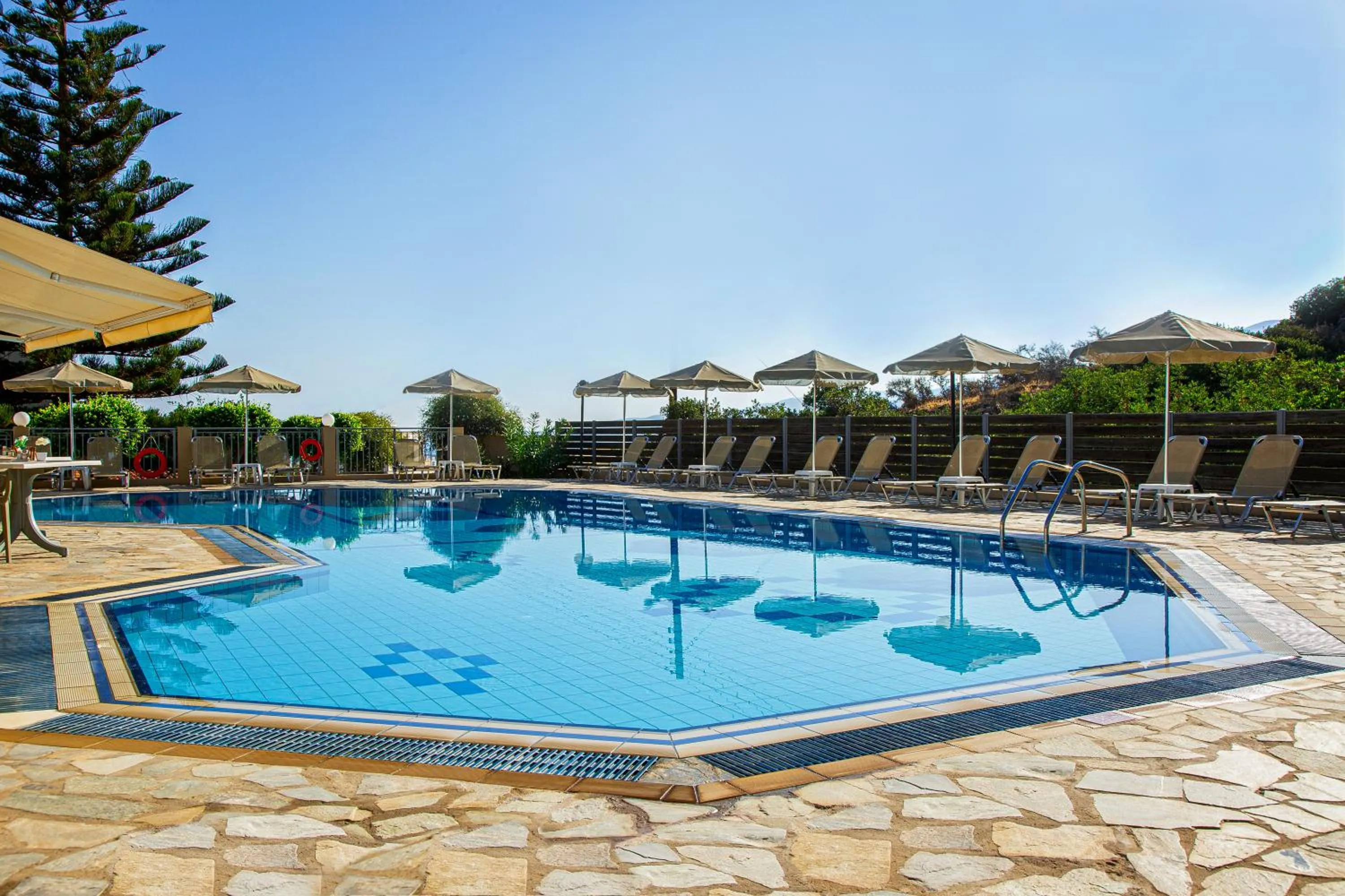 Swimming pool in Villa Mare Monte ApartHotel