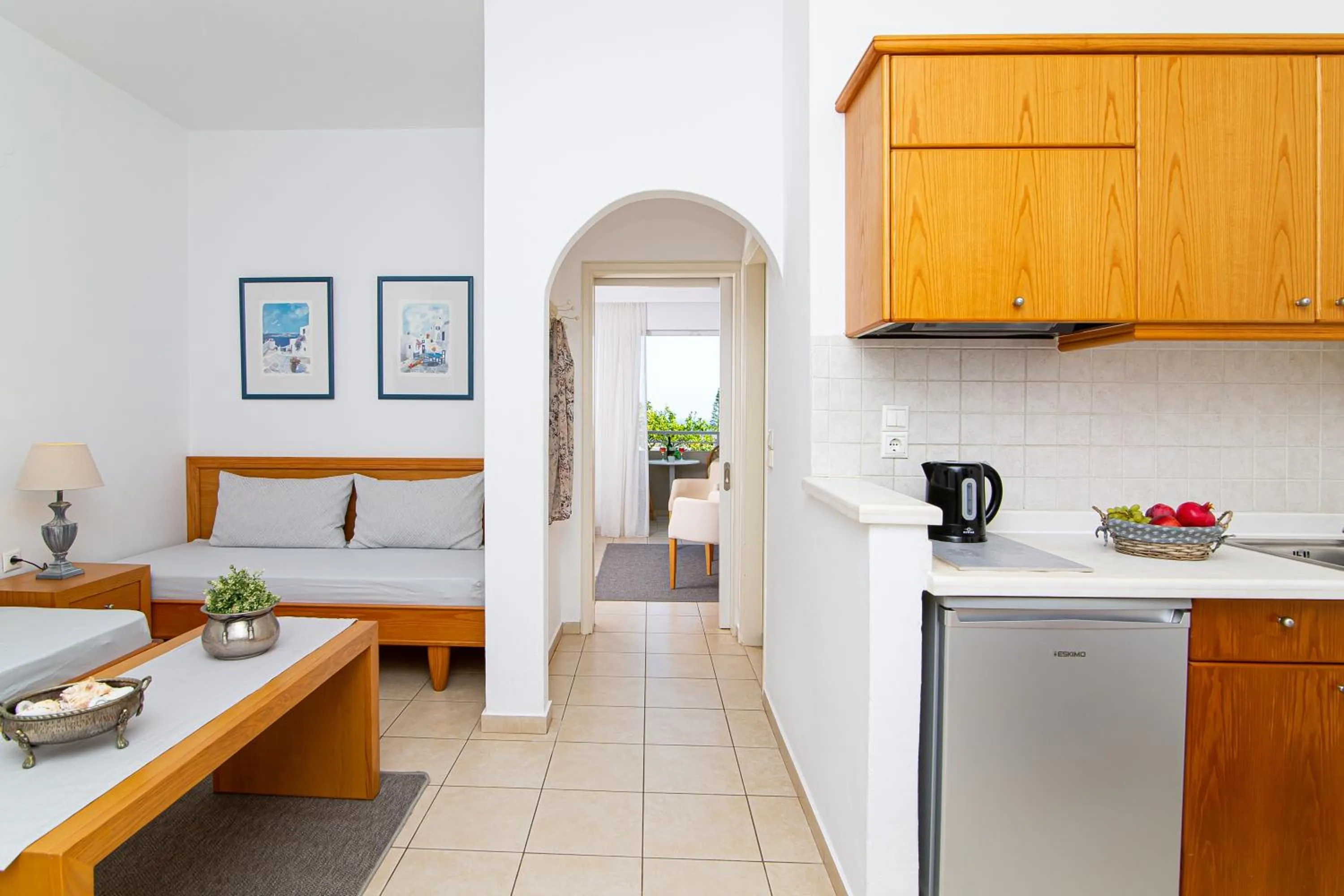 Kitchen or kitchenette in Villa Mare Monte ApartHotel
