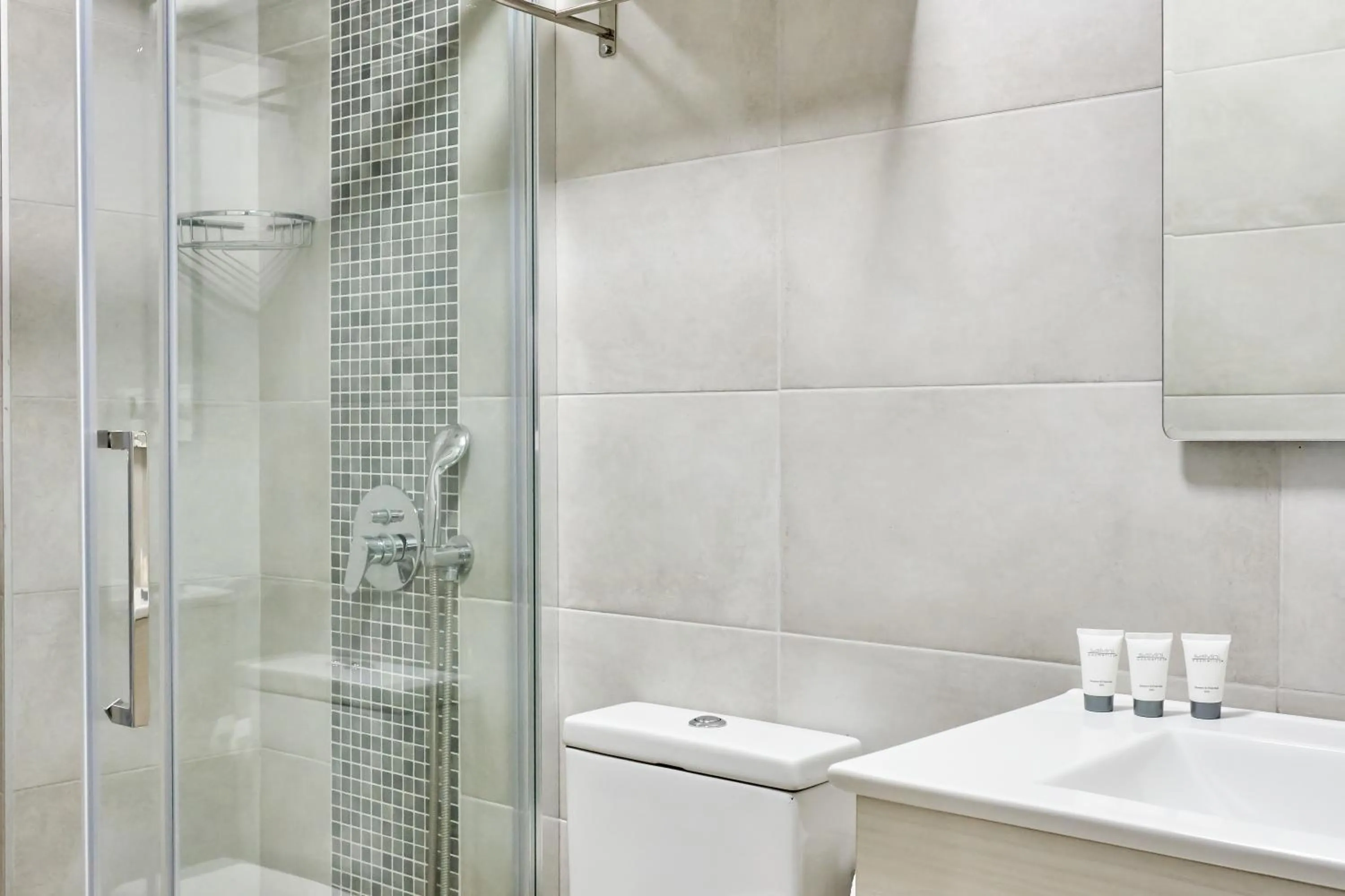 Bathroom in Villa Mare Monte ApartHotel