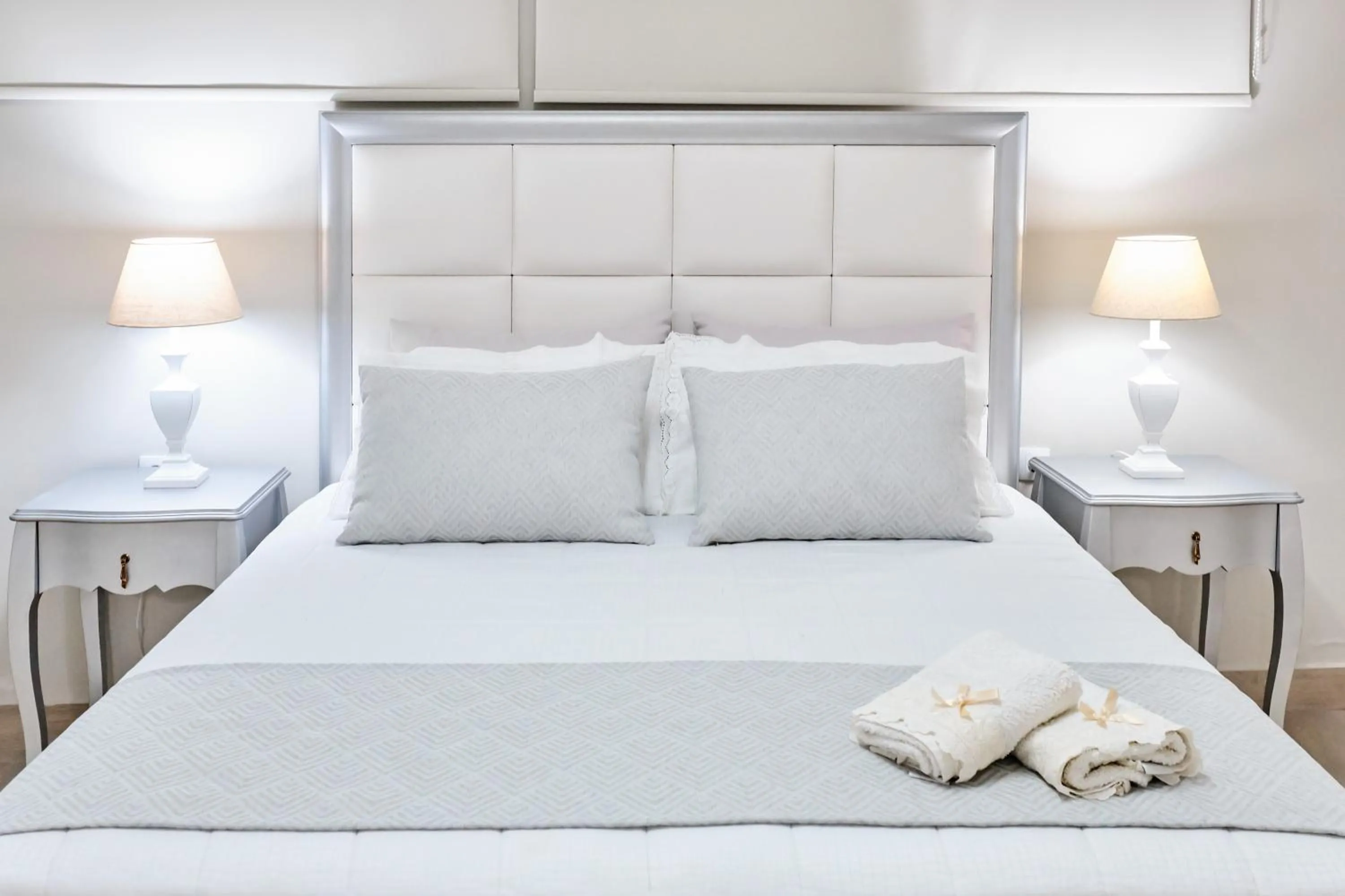 Bedroom, Bed in Villa Mare Monte ApartHotel