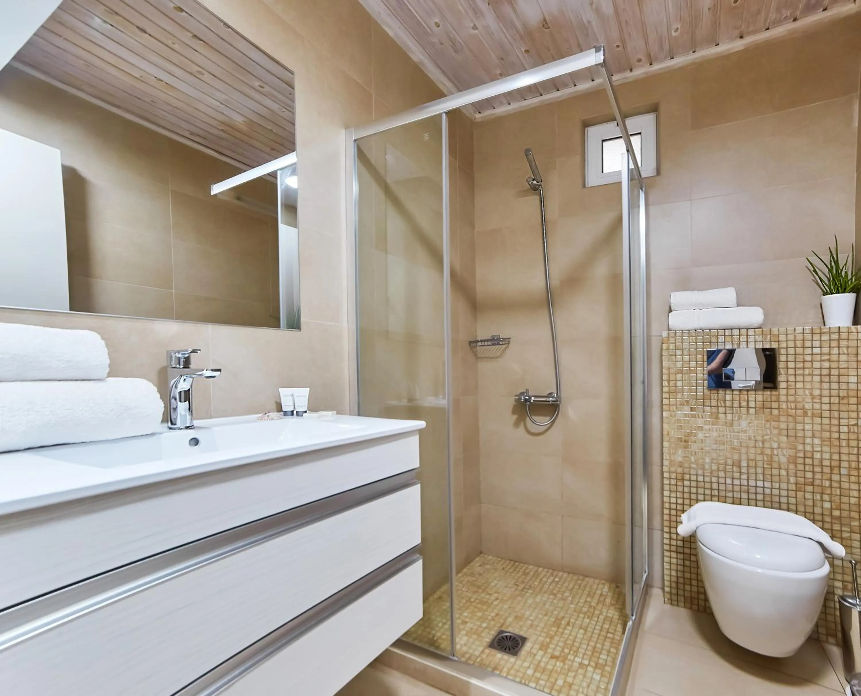 Bathroom in Villa Mare Monte ApartHotel