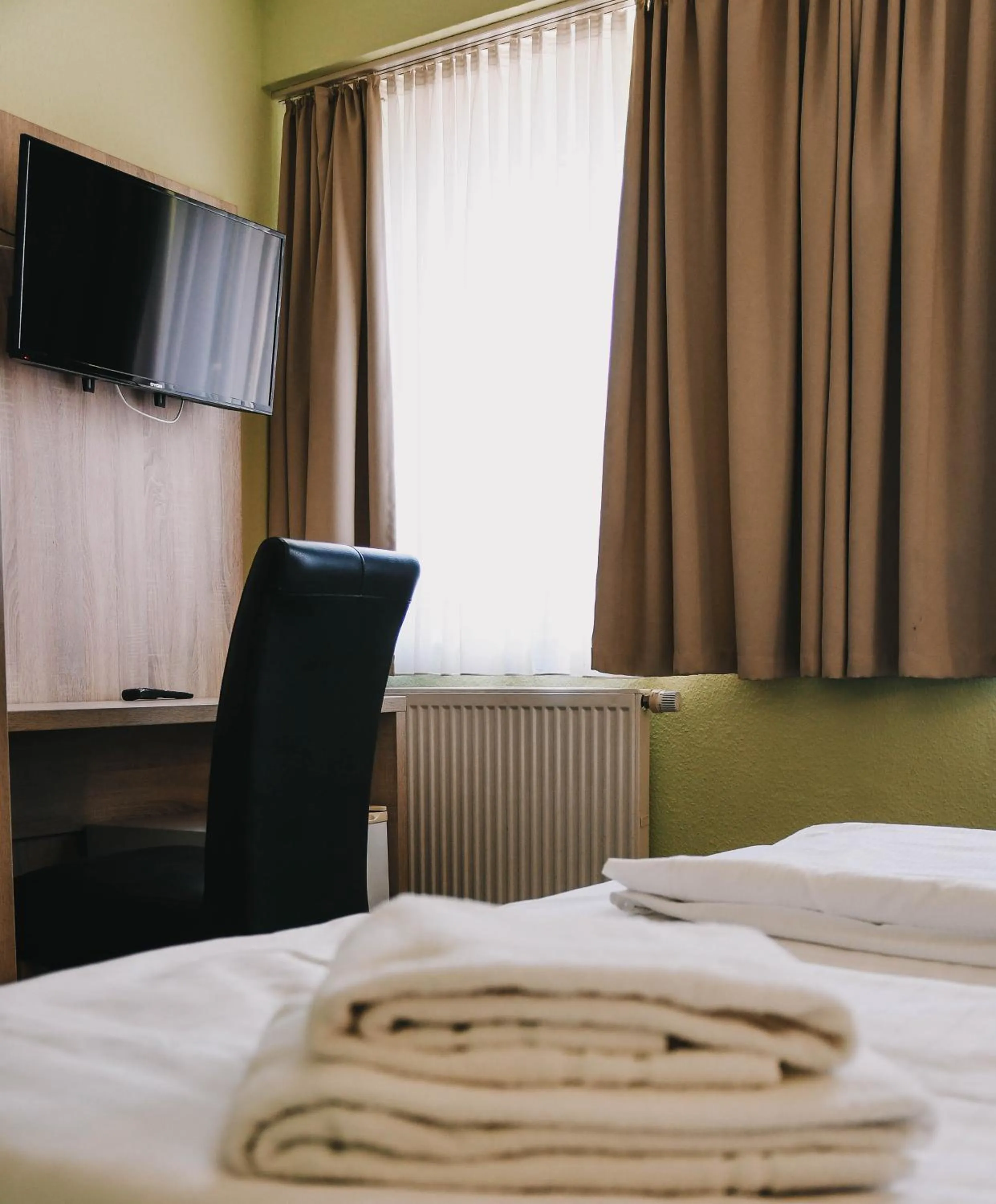 TV and multimedia, Bed in Hotel-Pension ODIN