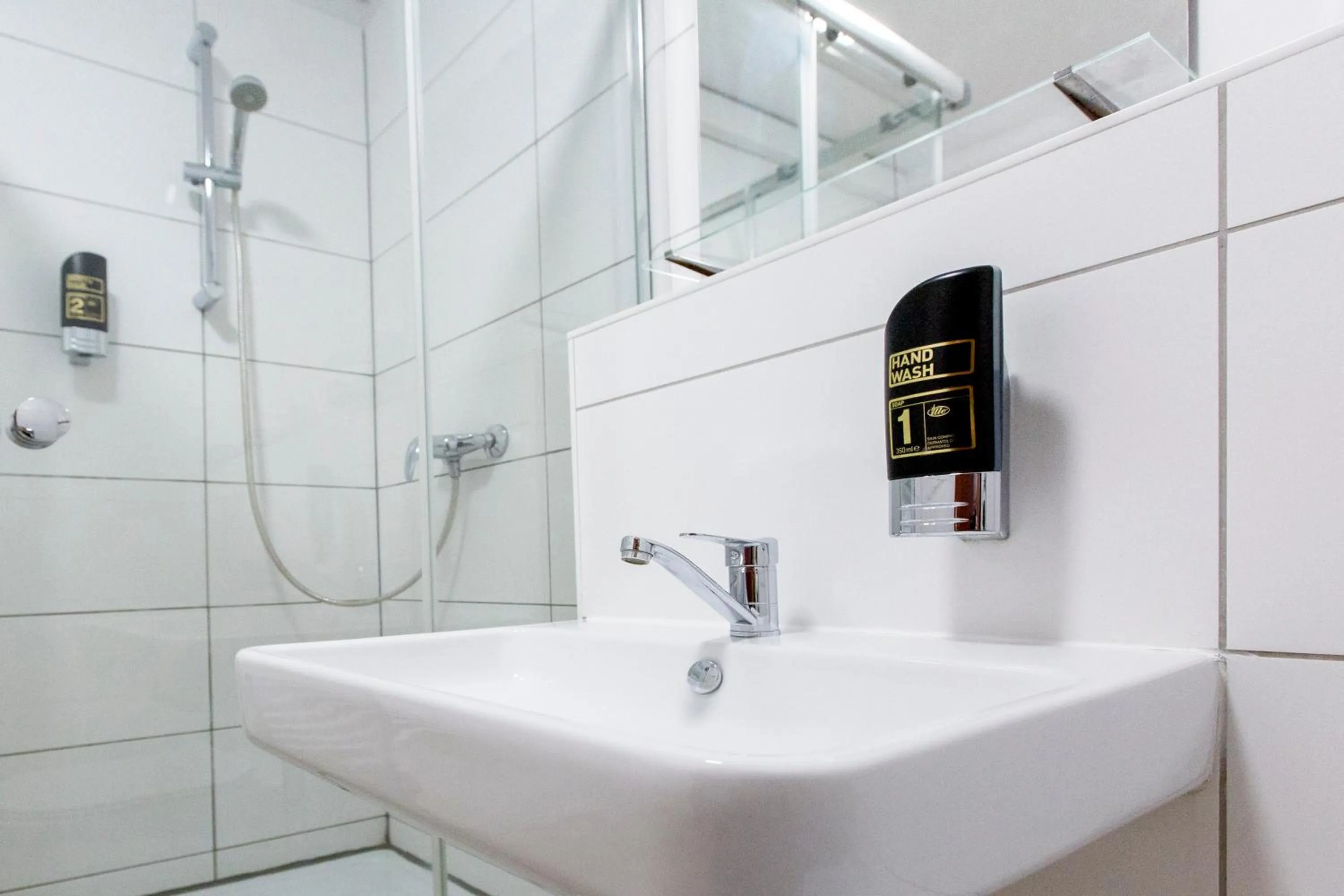 Bathroom in Hotel-Pension ODIN