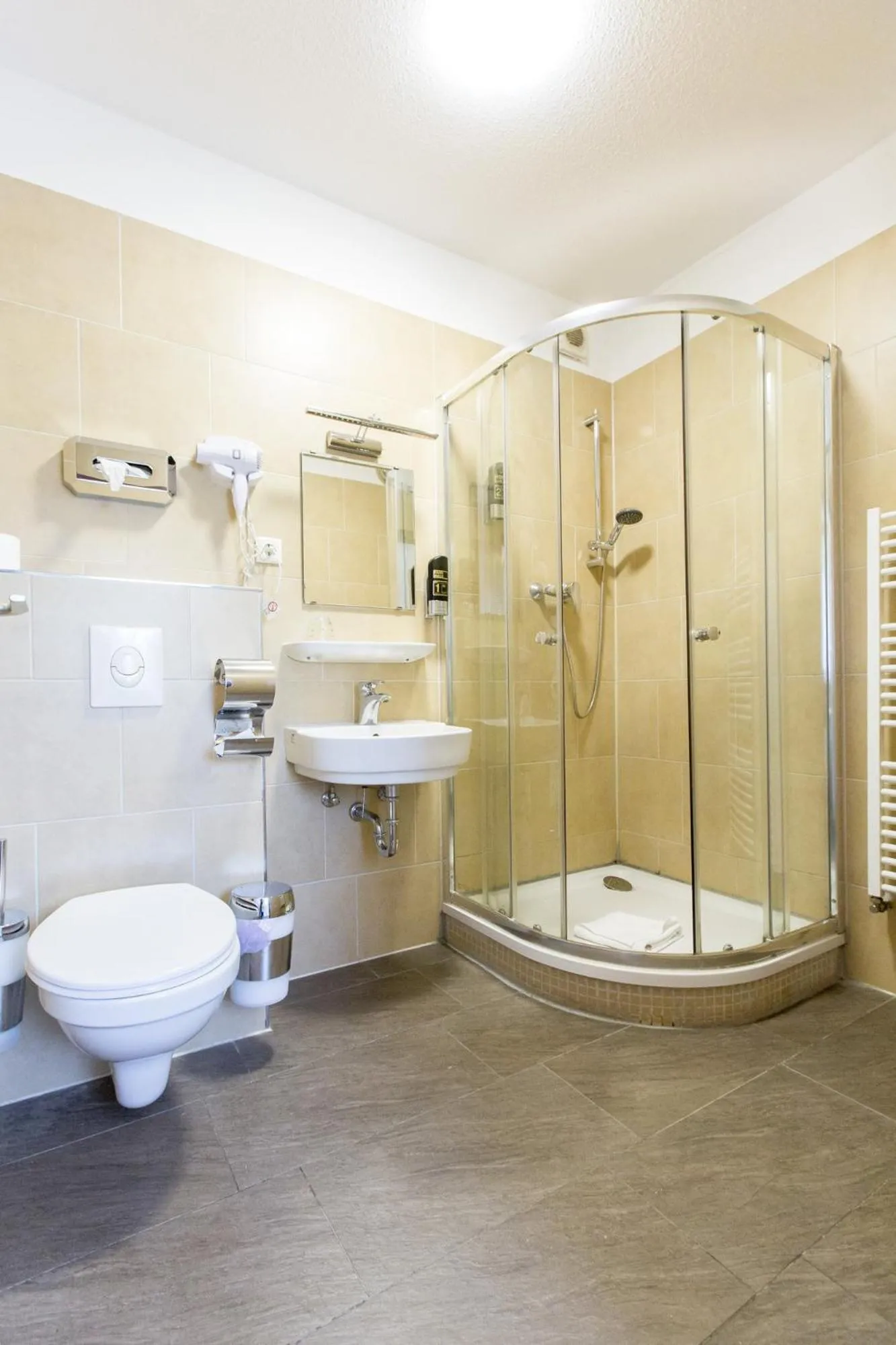 Bathroom in Hotel Pension Odin