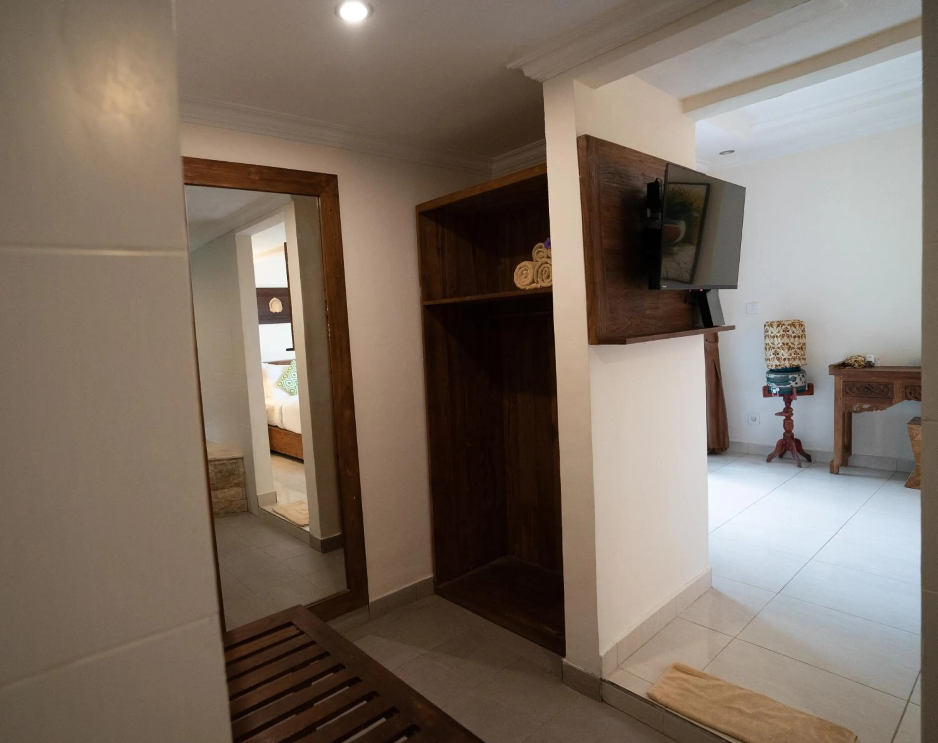 Bathroom, Bed in Capung Cottages
