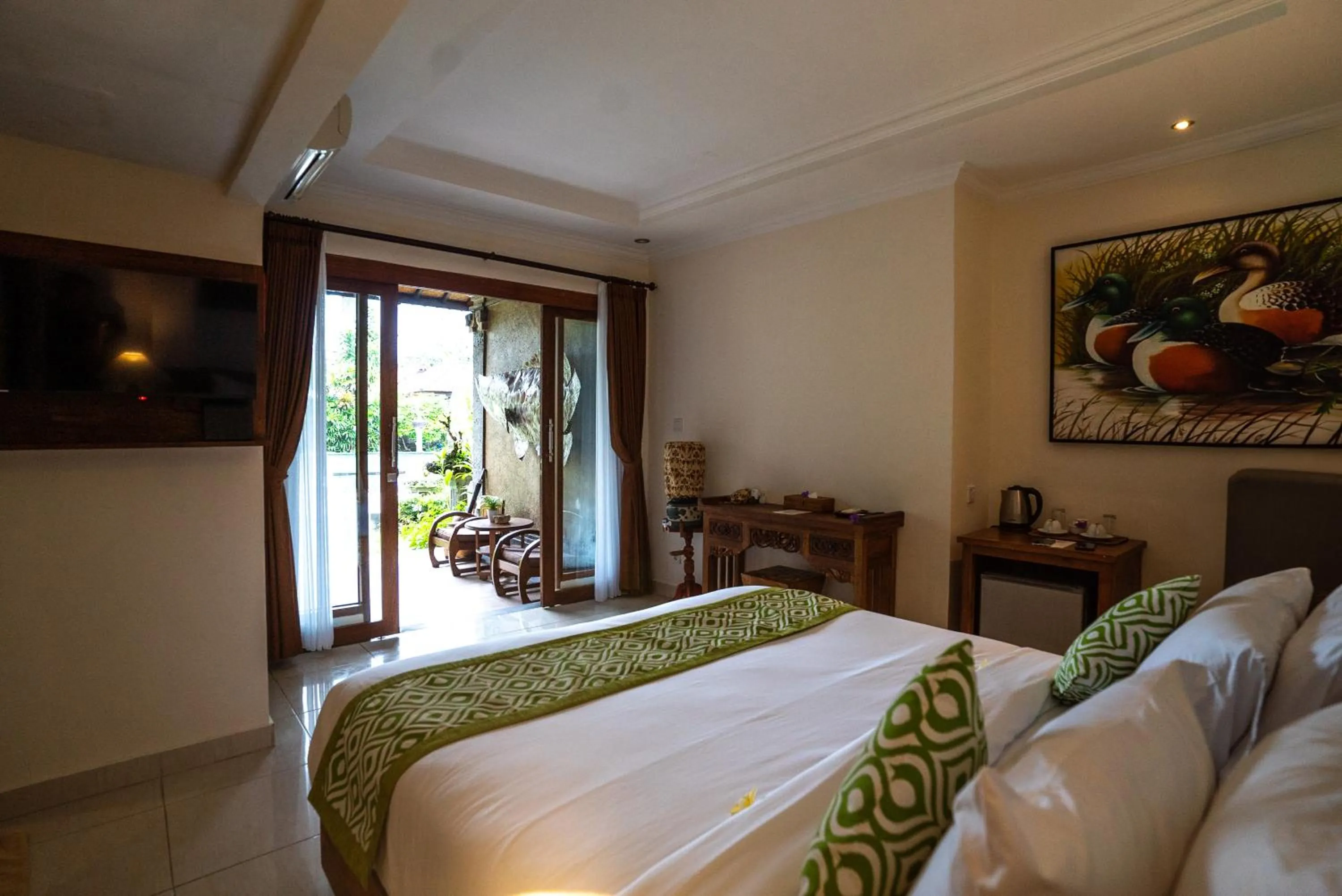 Bed in Capung Cottages