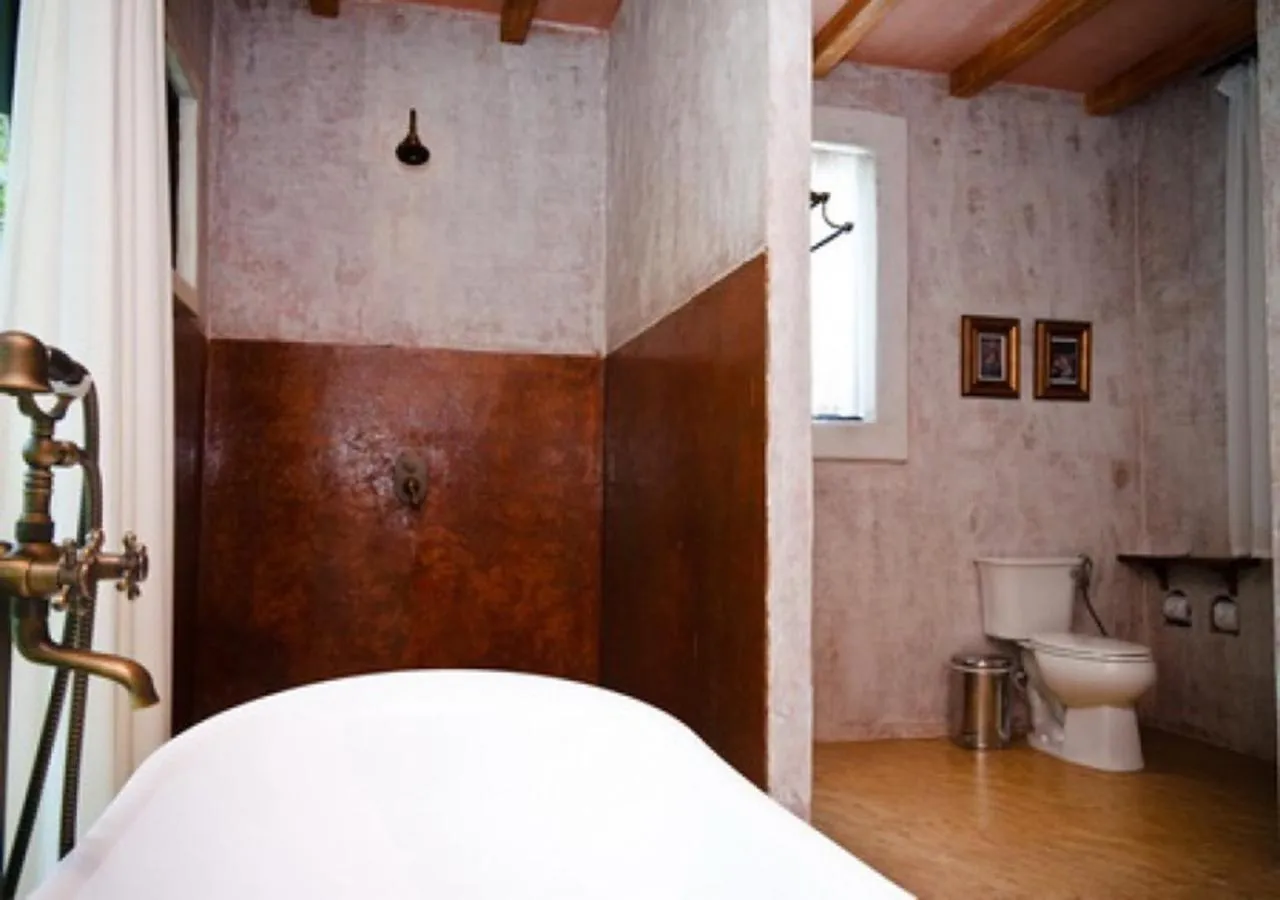 Bathroom in La Toscana