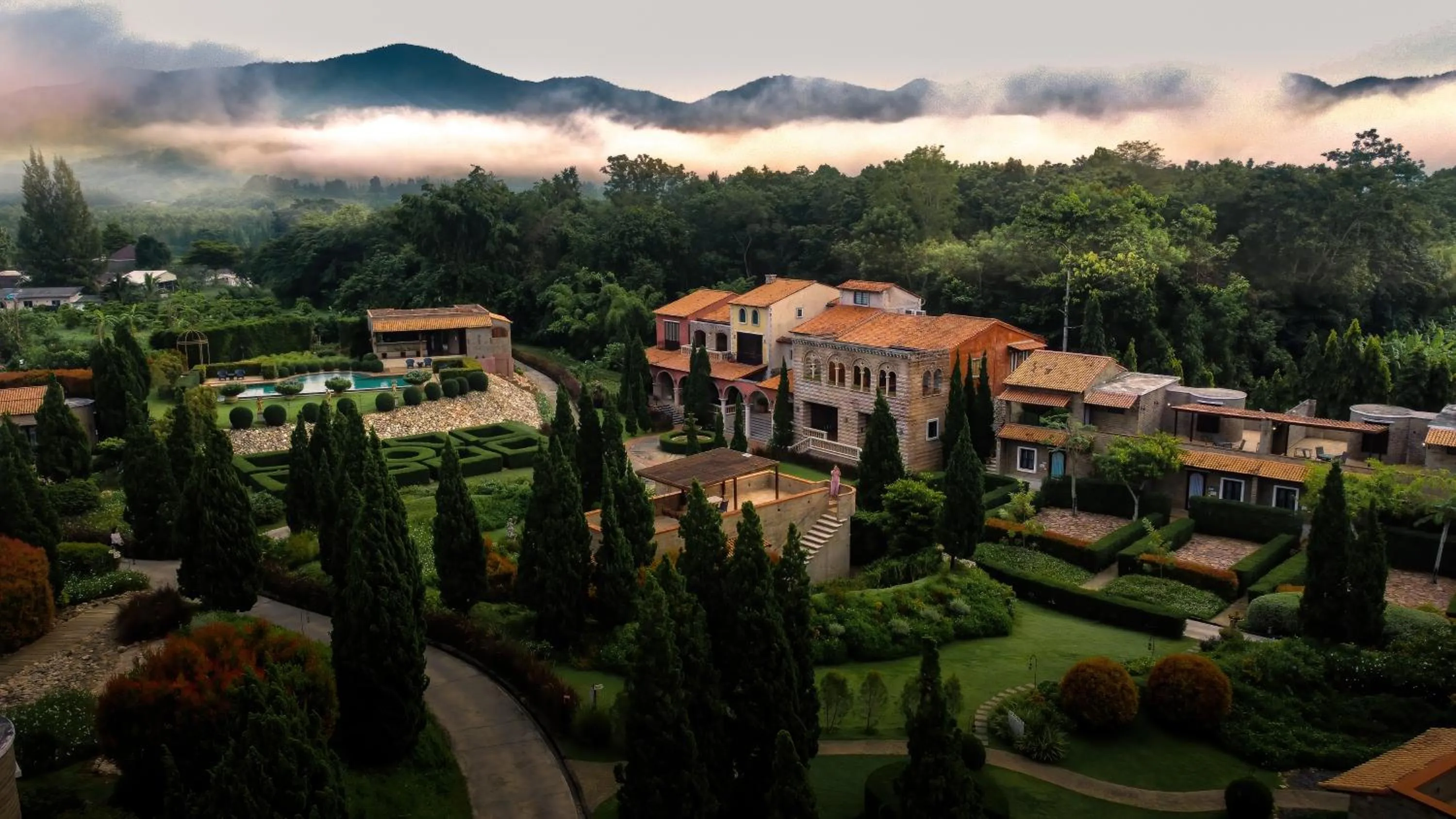 Bird's eye view in La Toscana
