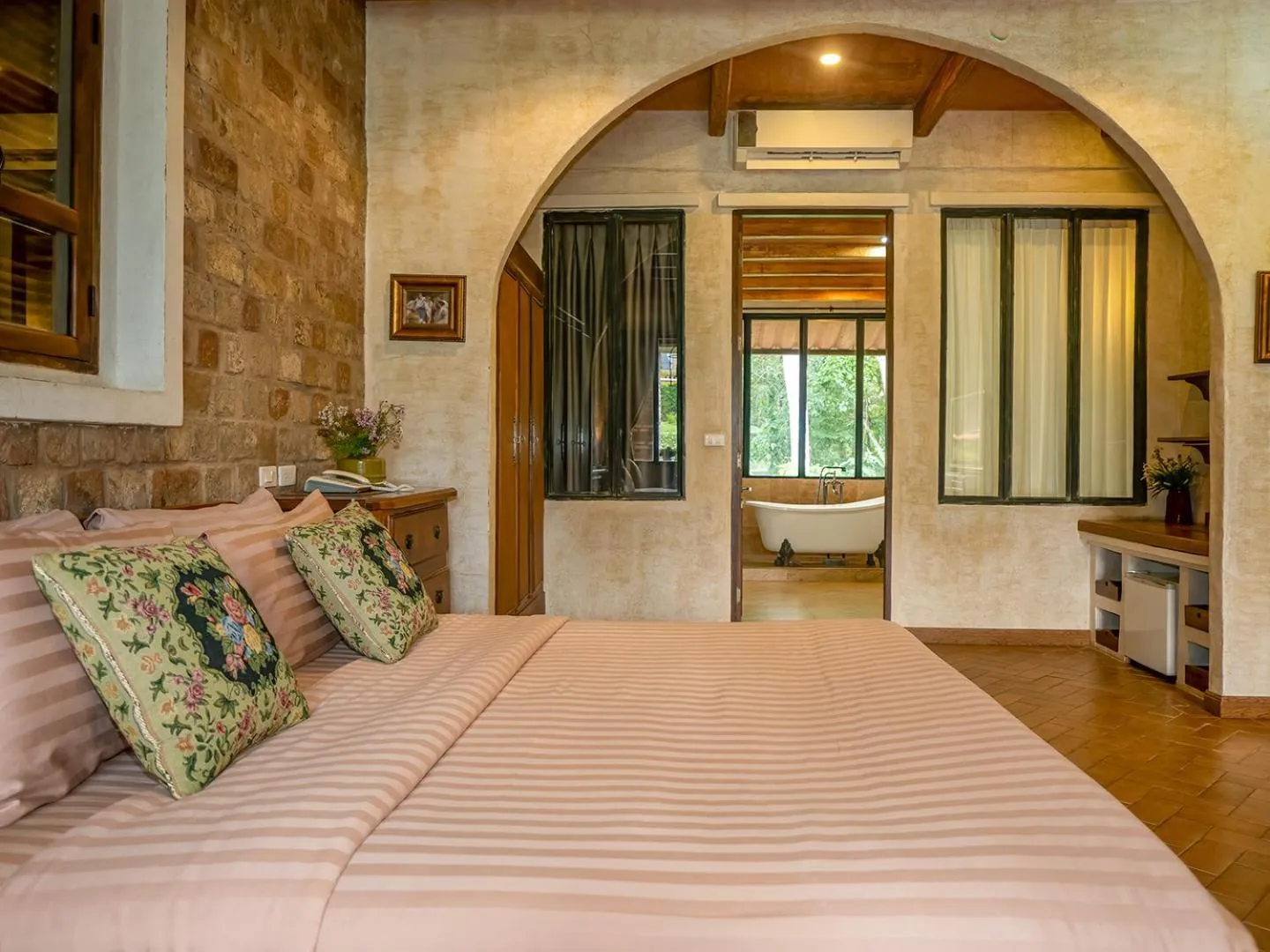 Photo of the whole room, Bed in La Toscana