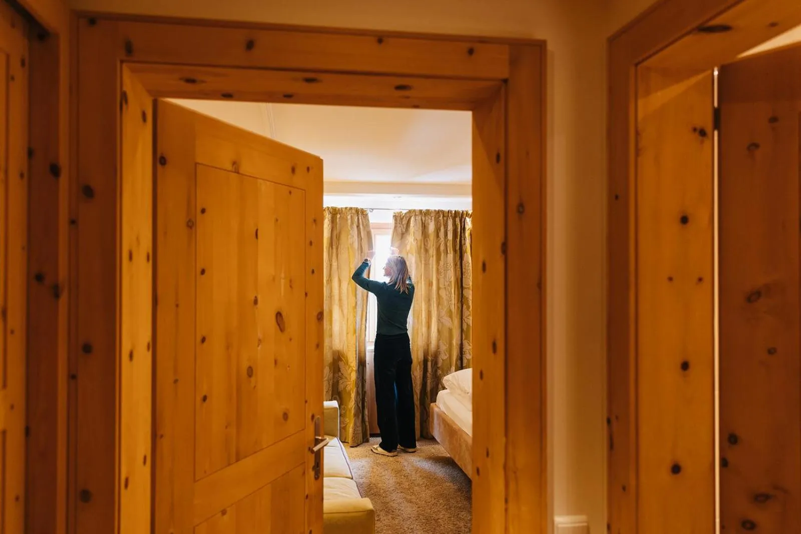 wardrobe in Hotel Aurora