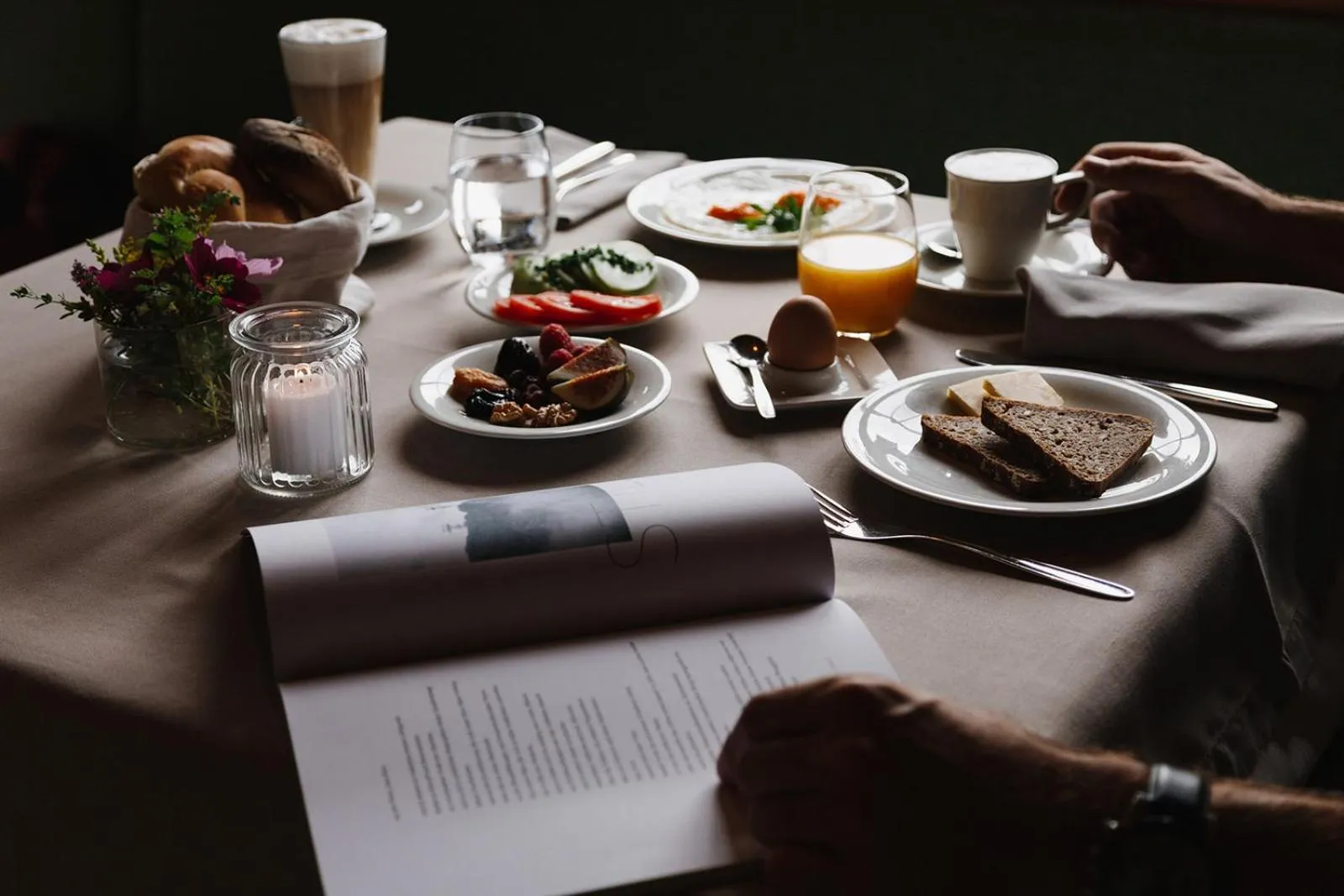 Food and drinks in Hotel Aurora