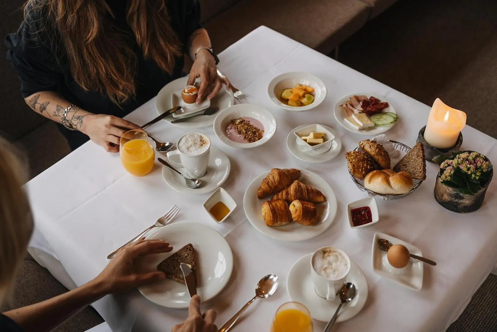 Breakfast in Hotel Aurora