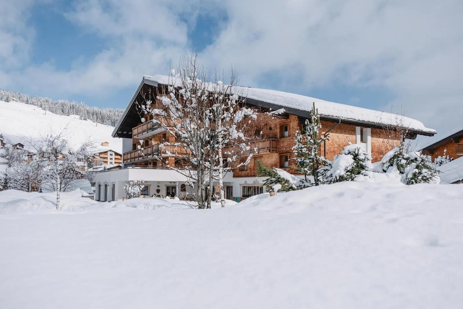 Property building in Hotel Aurora