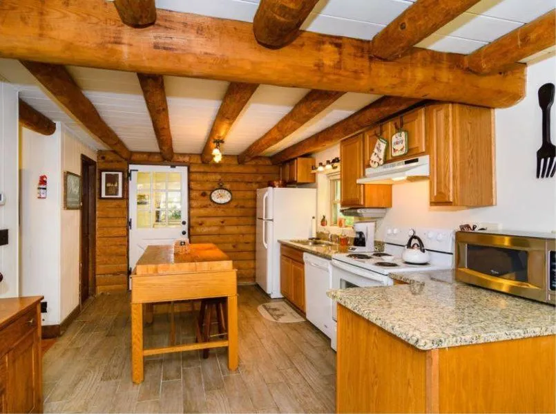 Coffee/tea facilities in Eagle's Rest Lodge