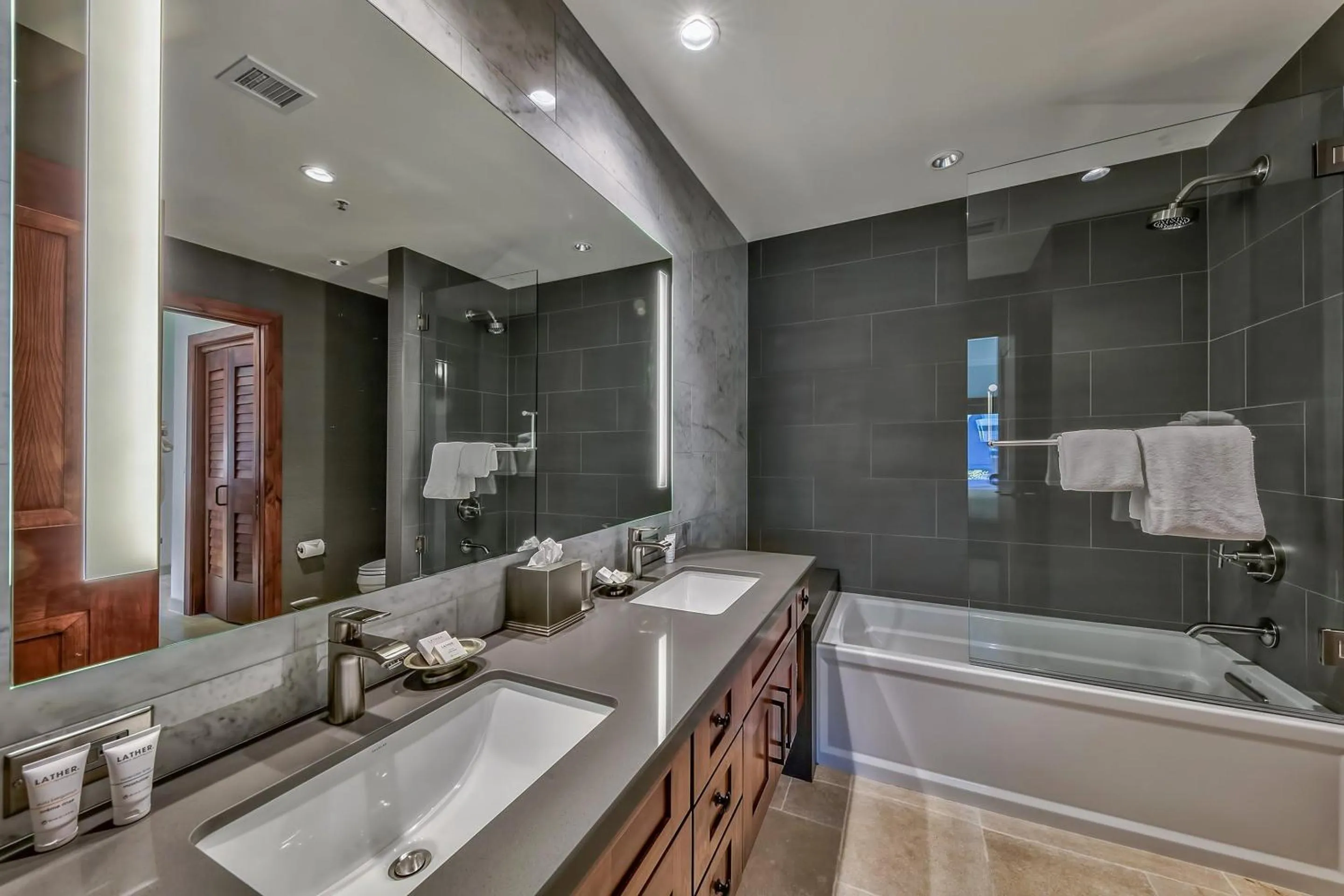 Bathroom in Zalanta, A Vail Resorts Property