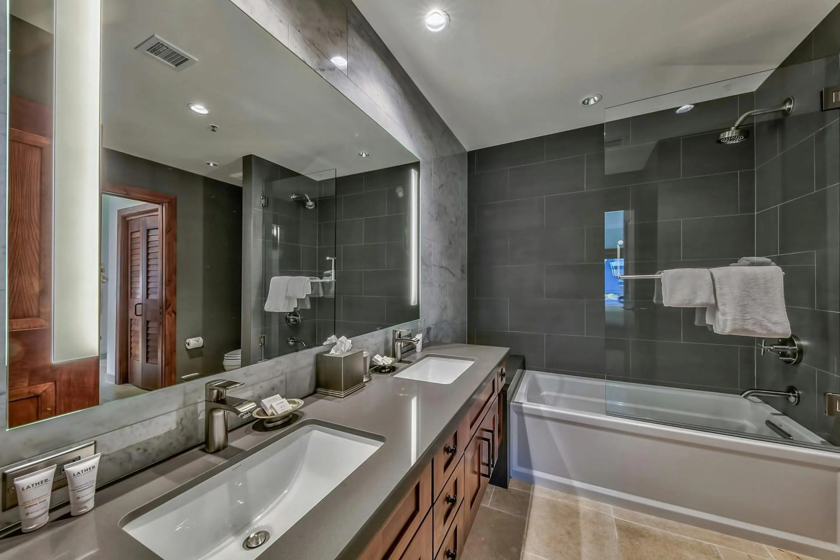 Bathroom in Zalanta, A Vail Resorts Property