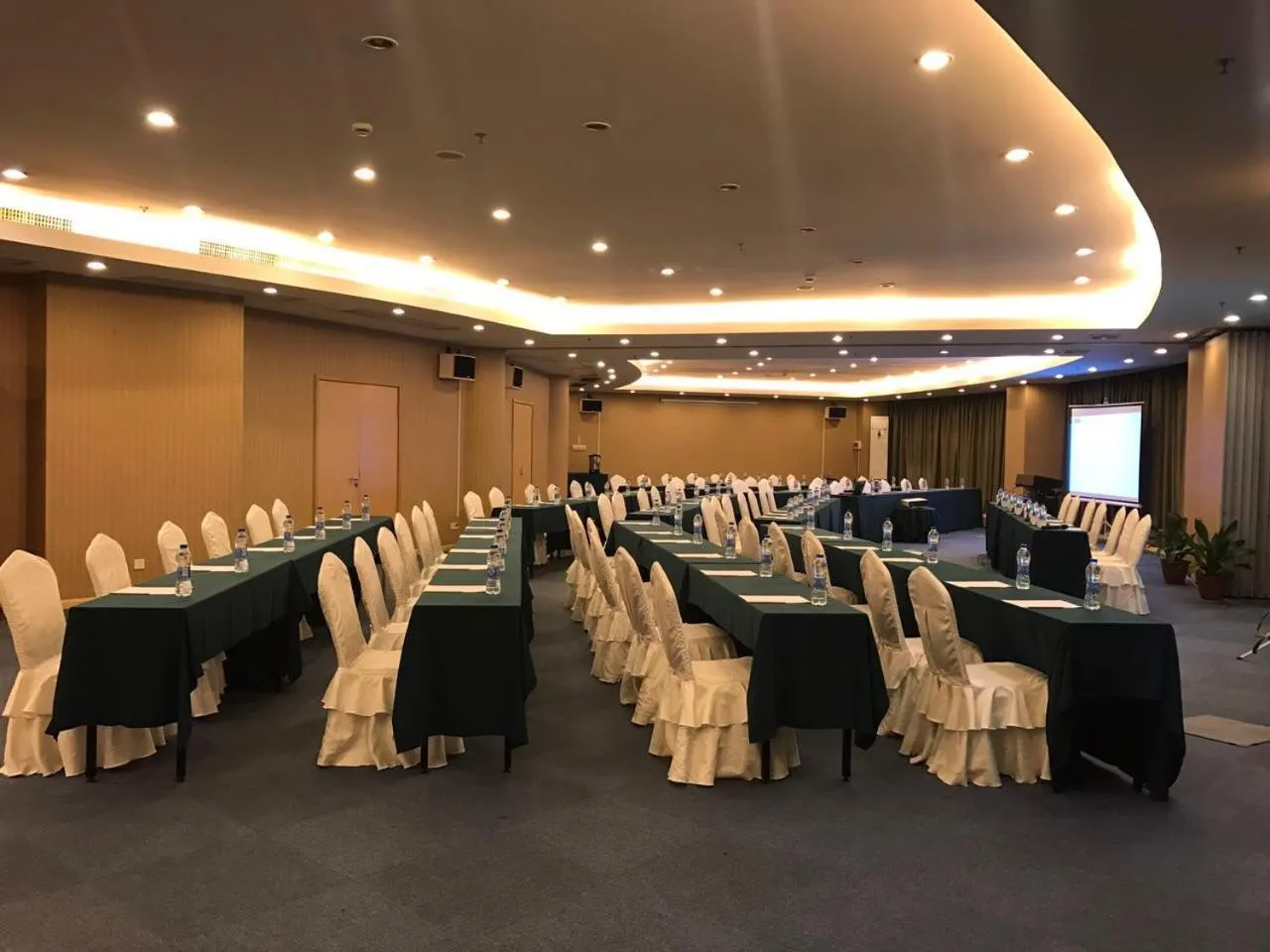 Meeting/conference room in Days Inn Guangzhou