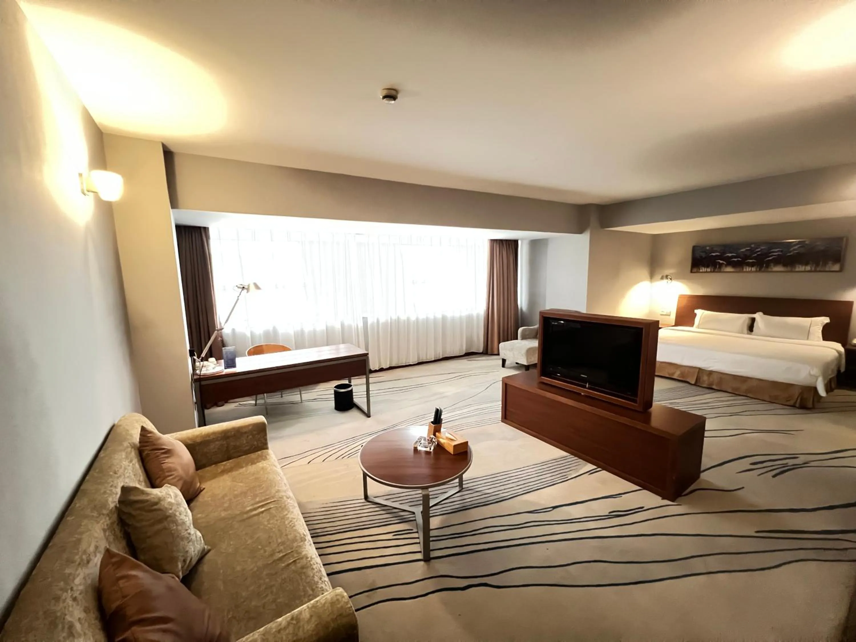 Bedroom, Bed in Days Inn Guangzhou