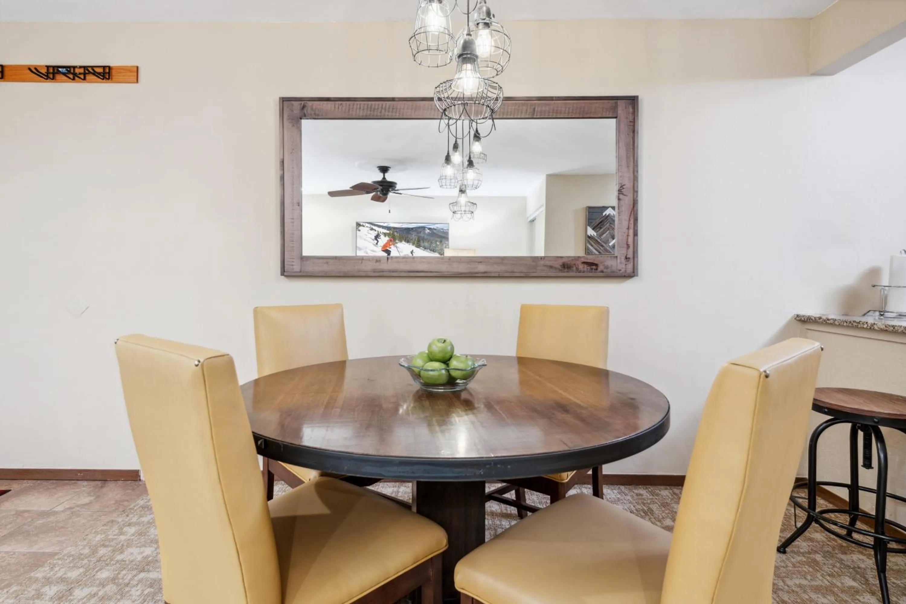 Seating area in Eagle Point Resort