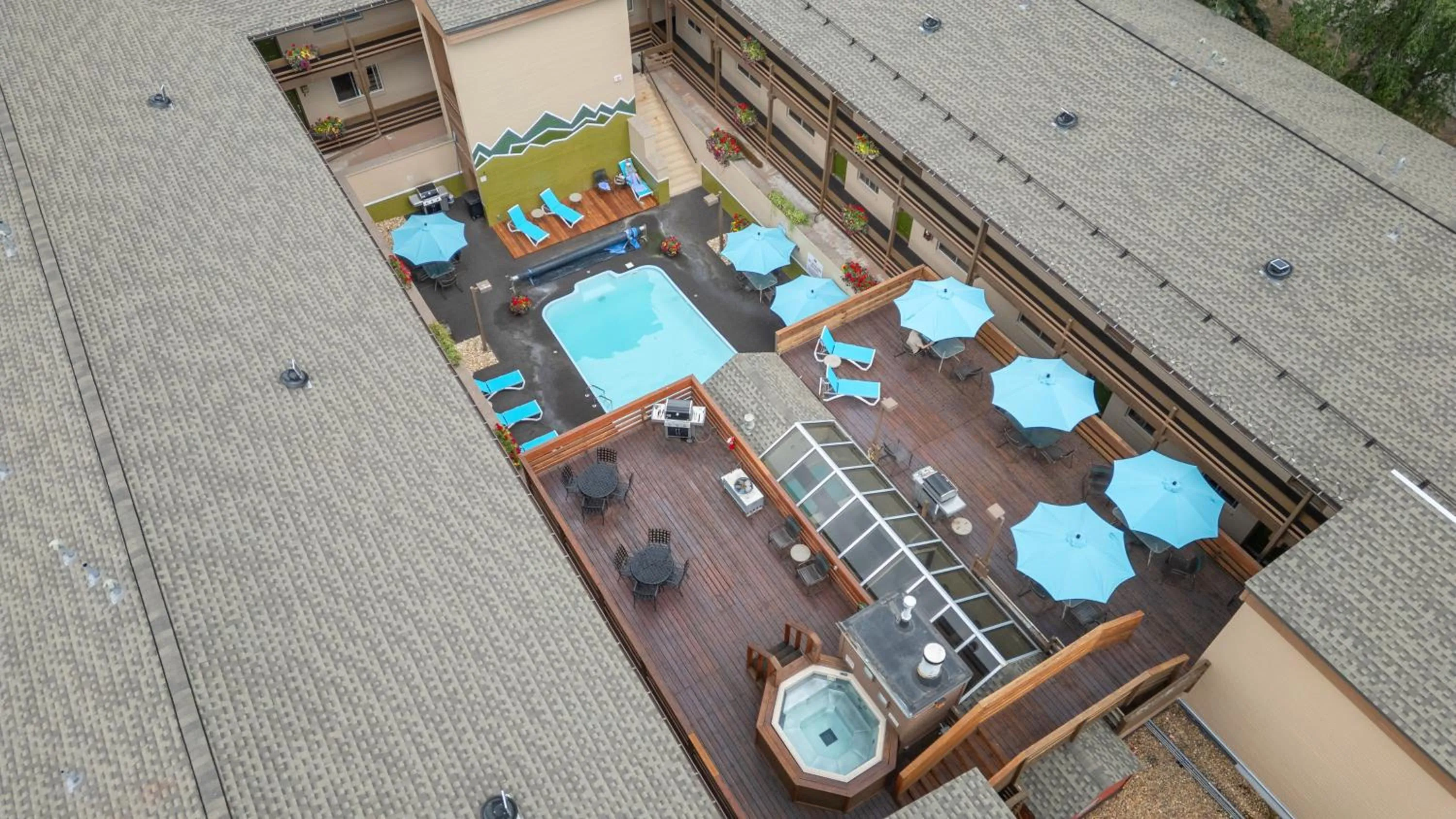 Property building in Eagle Point Resort