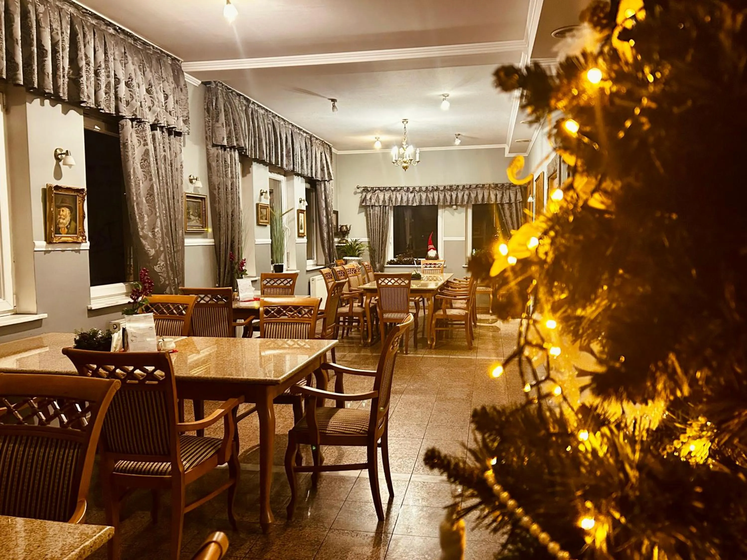 Restaurant/places to eat in Stary Młyn