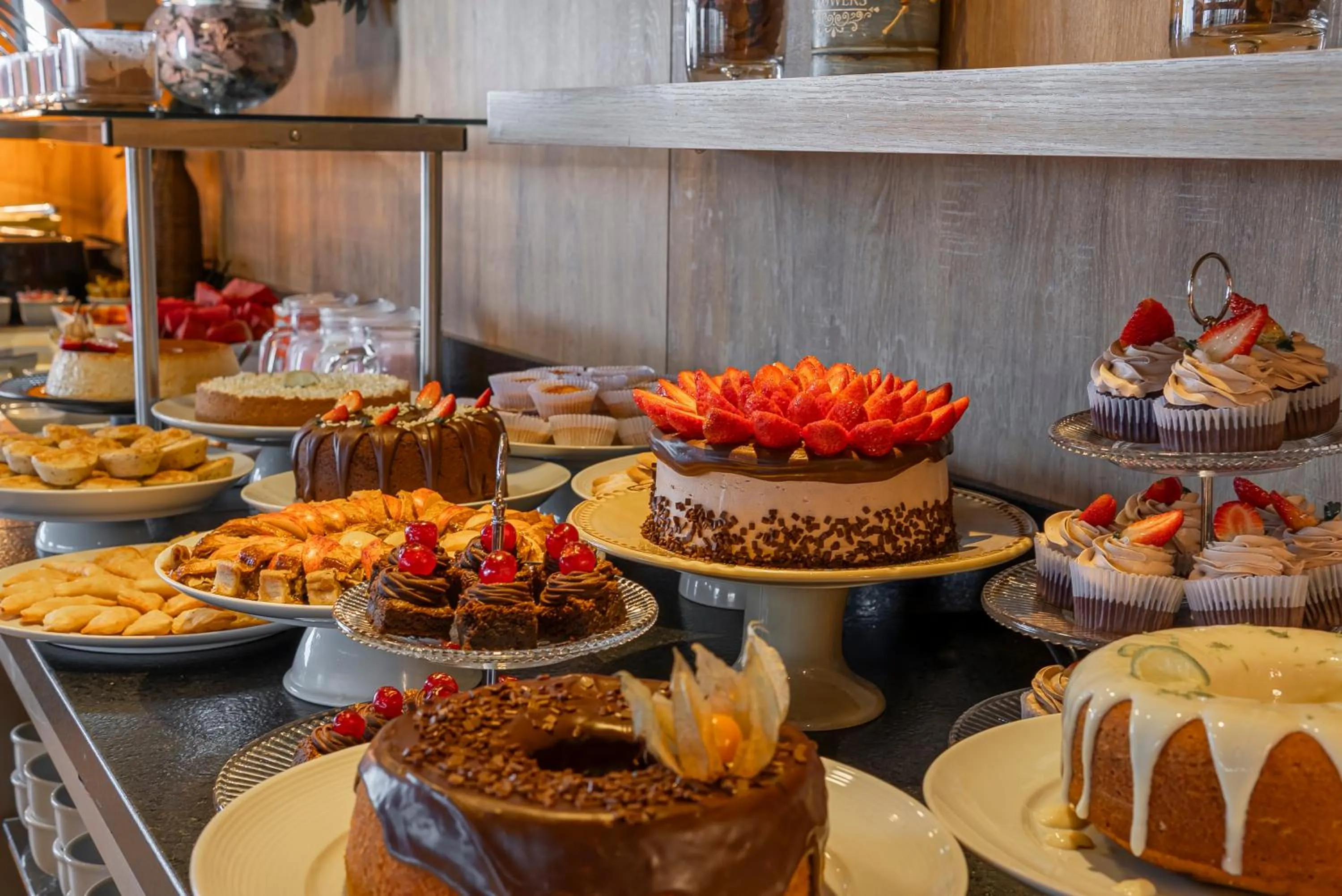 Breakfast in Hotel Laghetto Gramado
