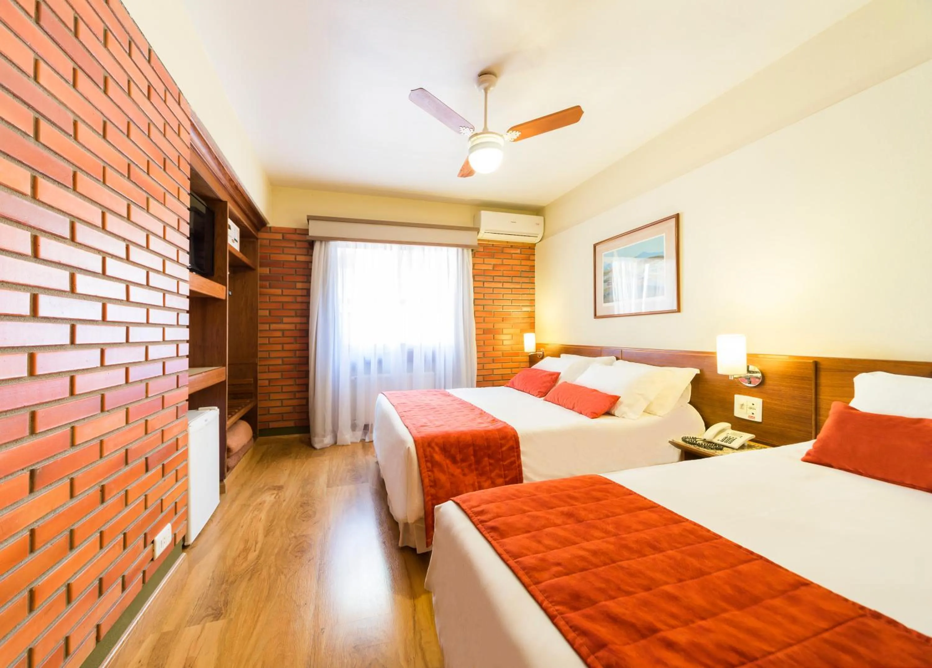 Bed in Hotel Laghetto Gramado