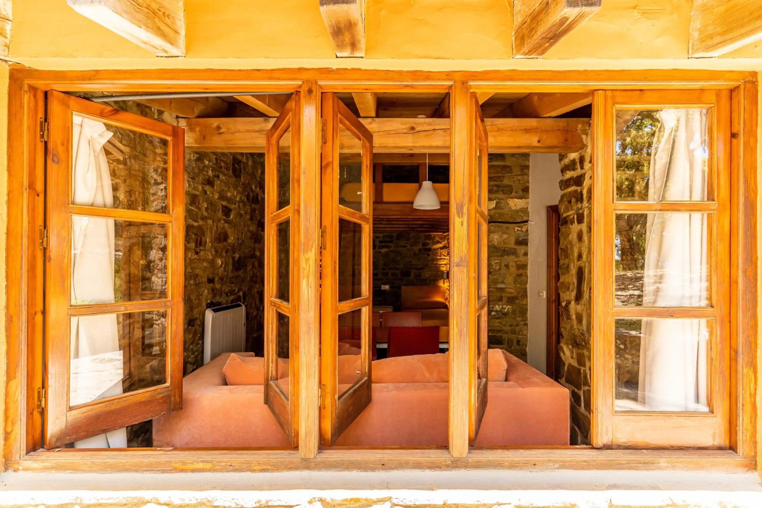 Photo of the whole room in Albergue Inturjoven Cortes De La Frontera