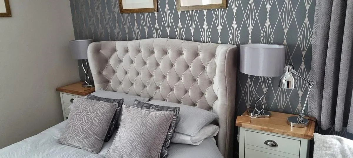 Bed in Anchor House 2 East Street Alford Lincolnshire LN13 9EQ